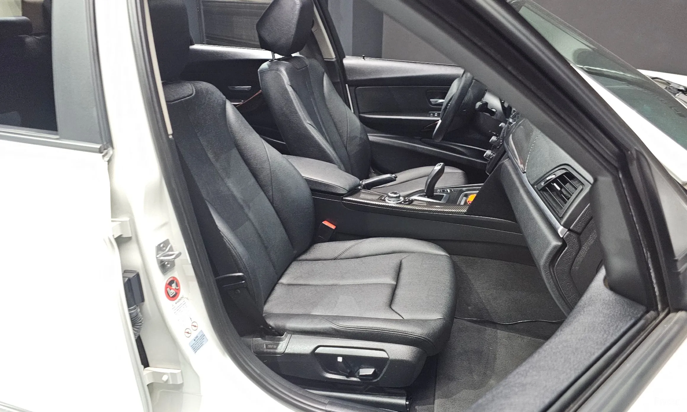 BMW 3 Series (F30) превью 10