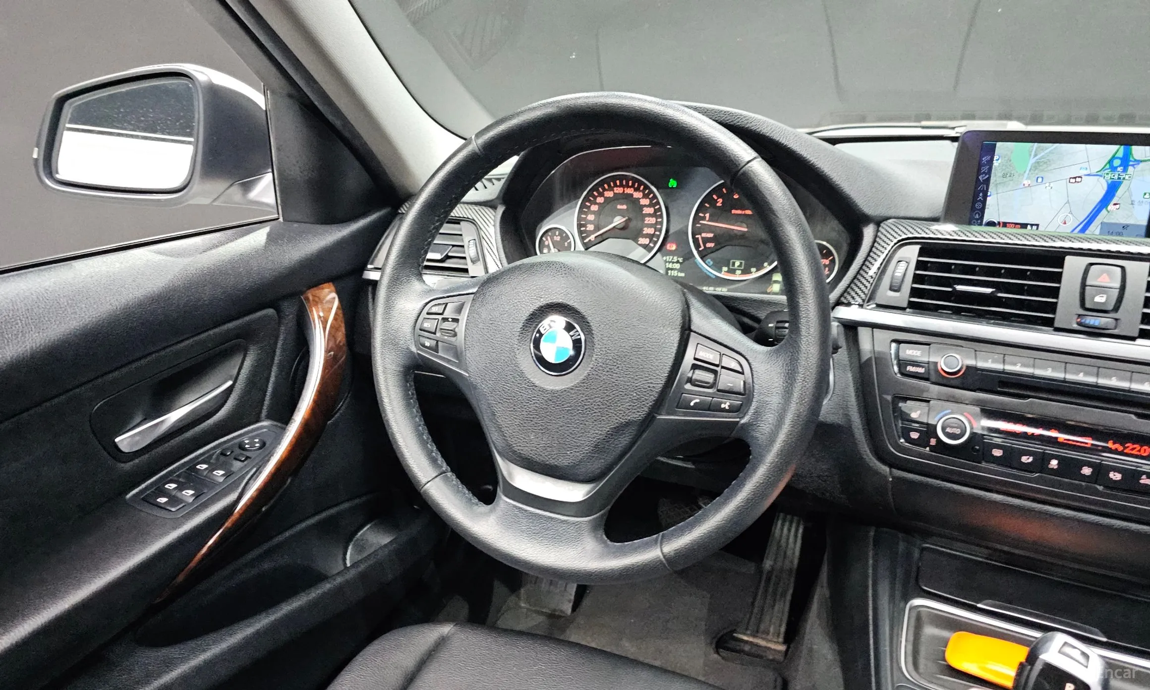 BMW 3 Series (F30) превью 13