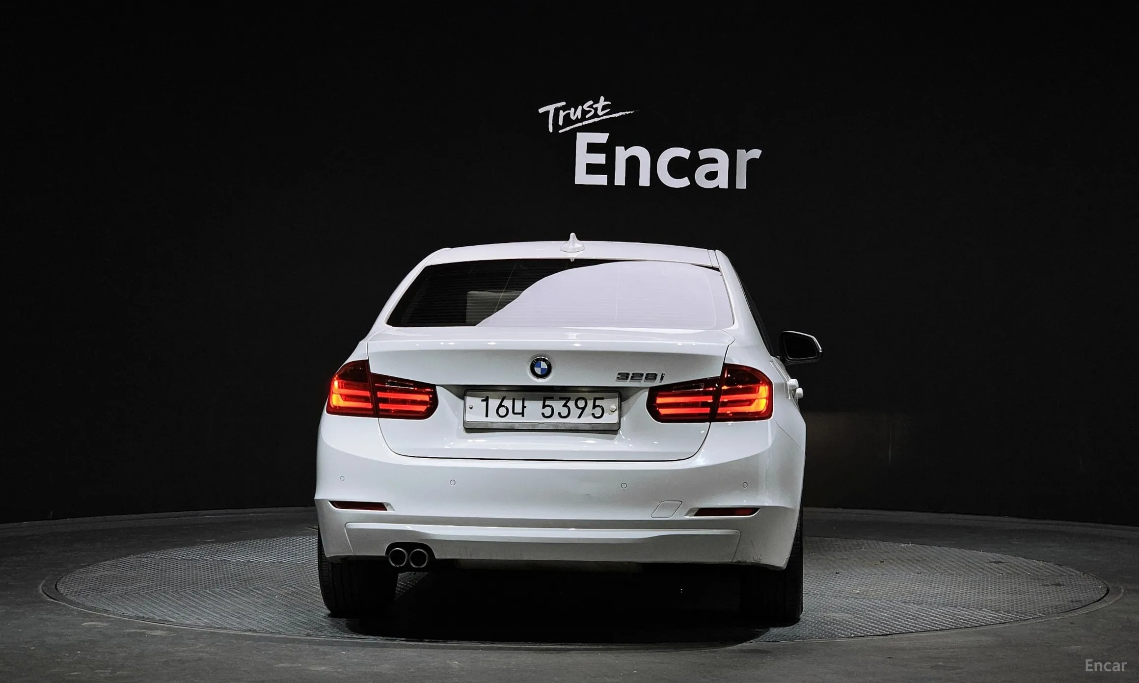 BMW 3 Series (F30) превью 4
