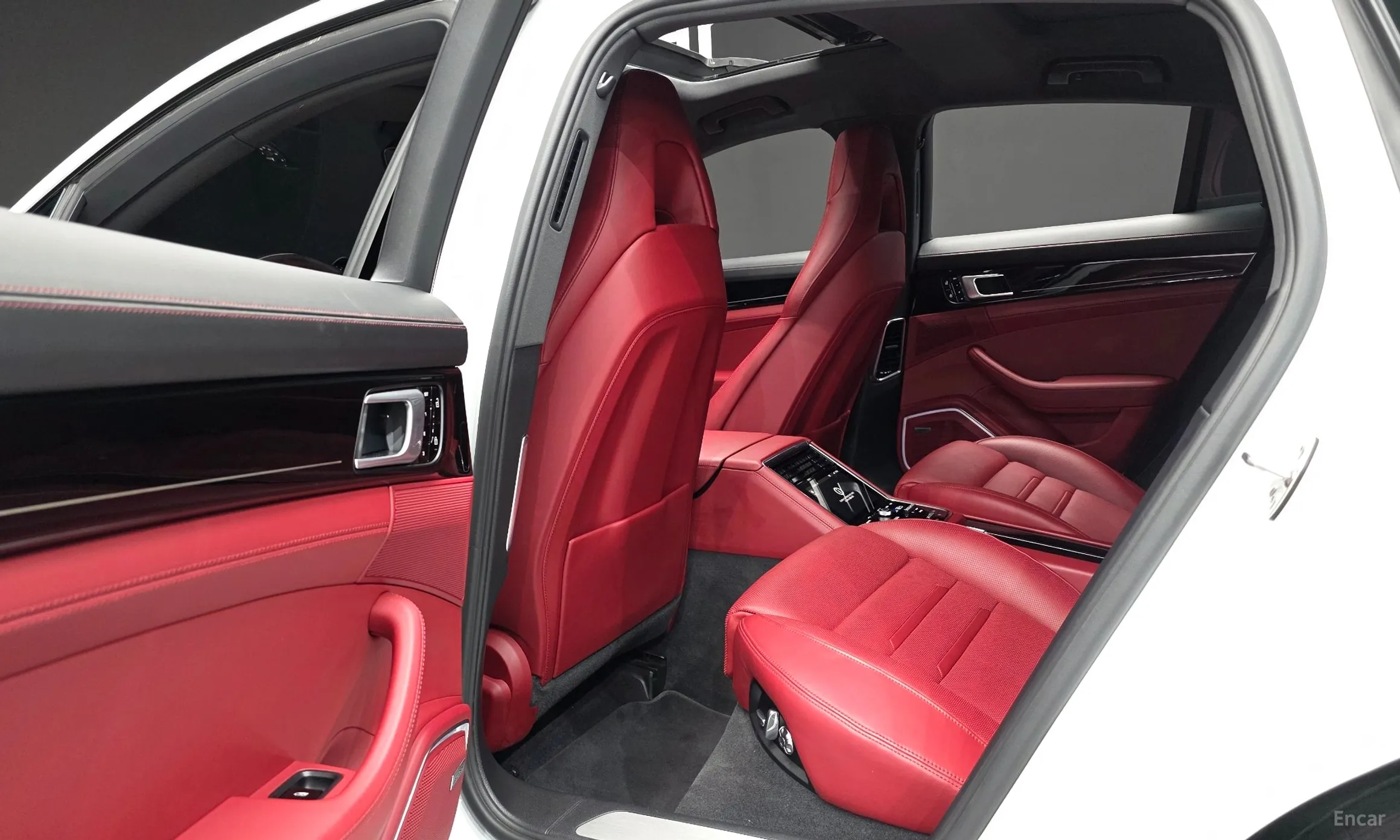 Porsche Panamera (971) превью 12