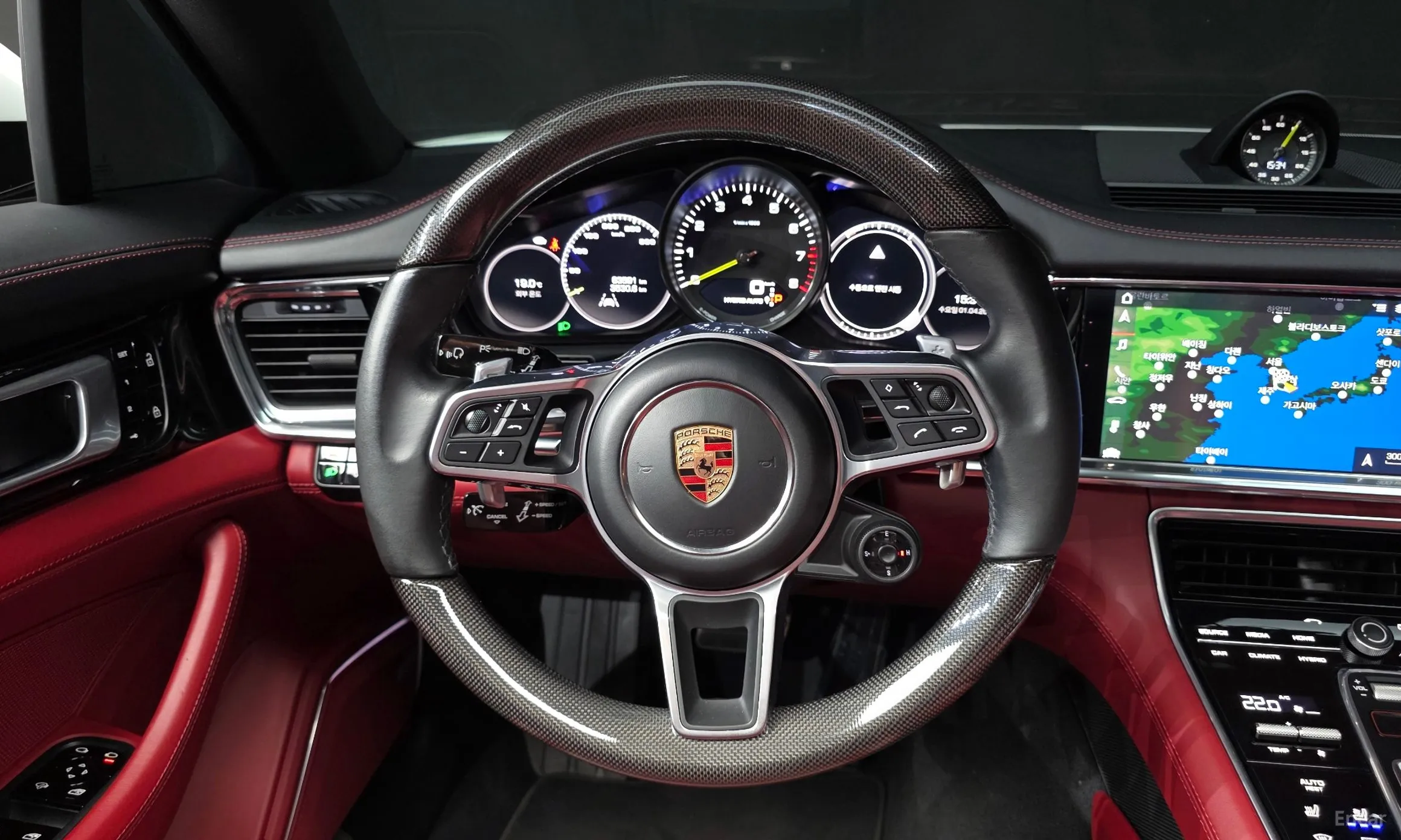 Porsche Panamera (971) превью 13