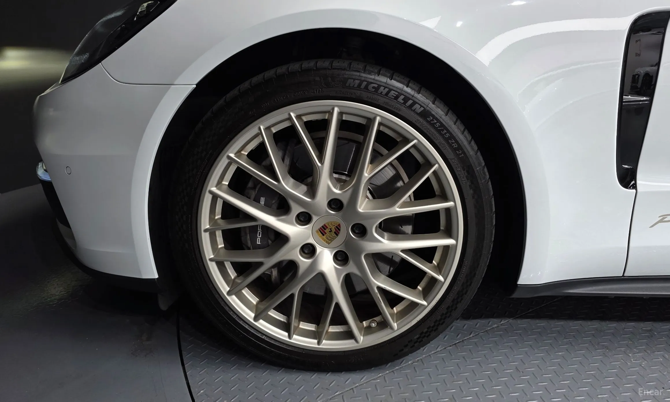 Porsche Panamera (971) превью 5