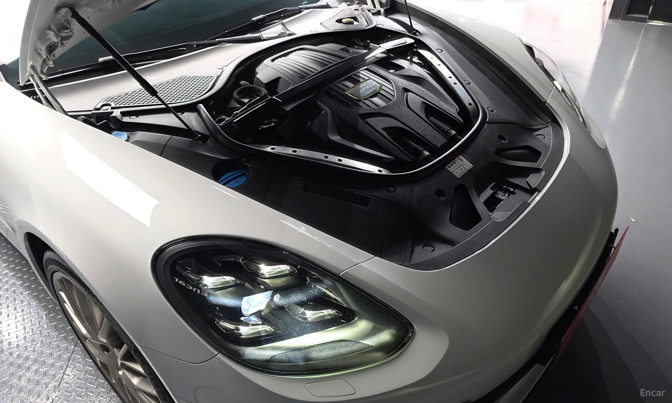 Porsche Panamera (971) превью 6