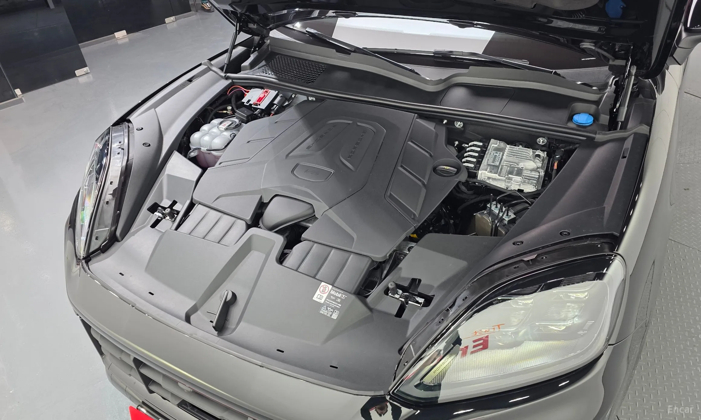 Porsche Cayenne (PO536) превью 6