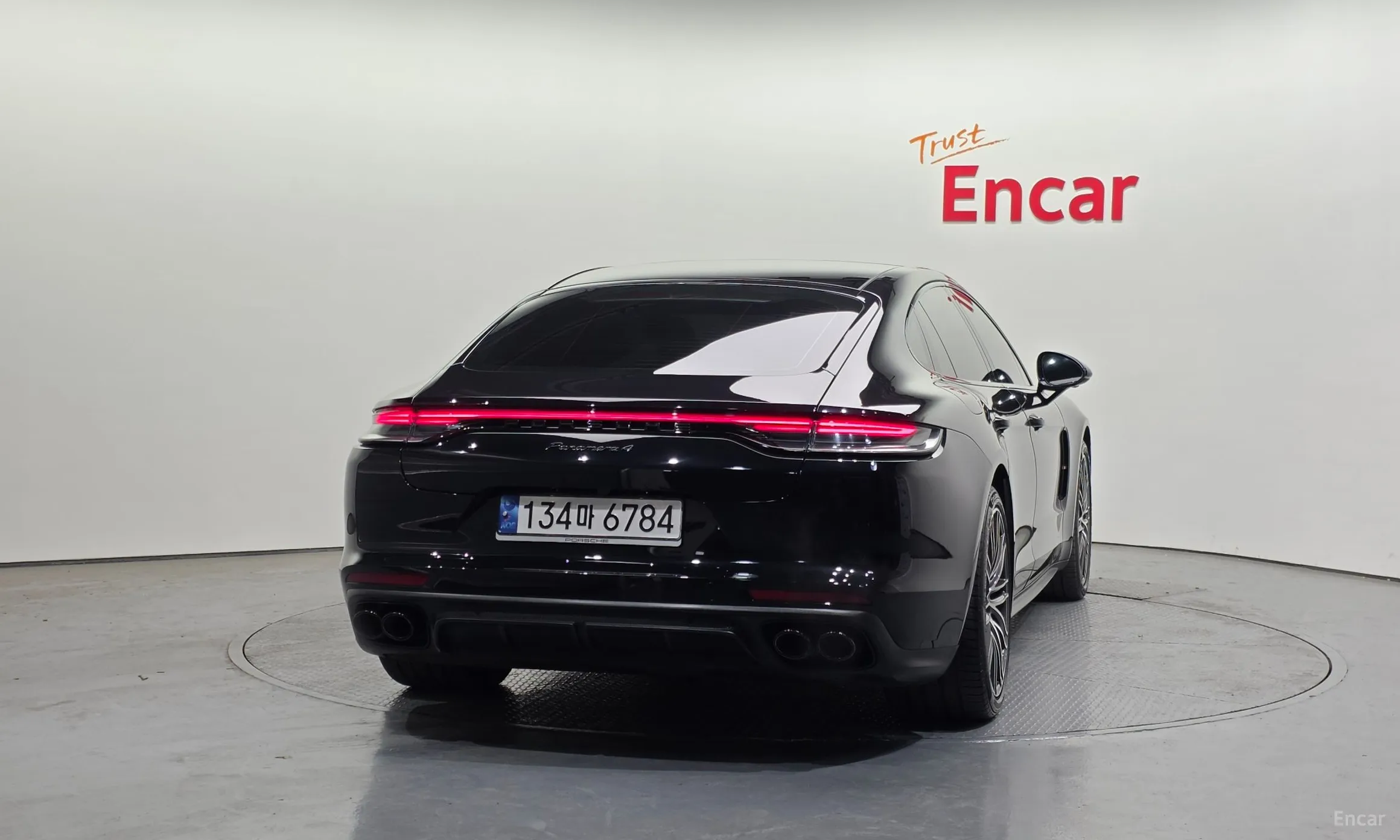 Porsche Panamera (971) превью 4