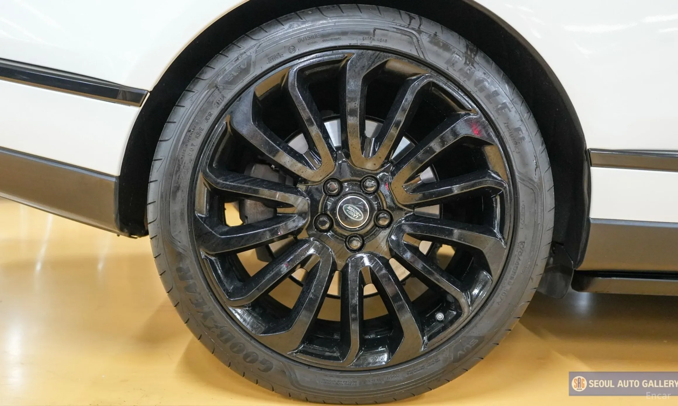 Land Rover Range Rover 4th Generation превью 5
