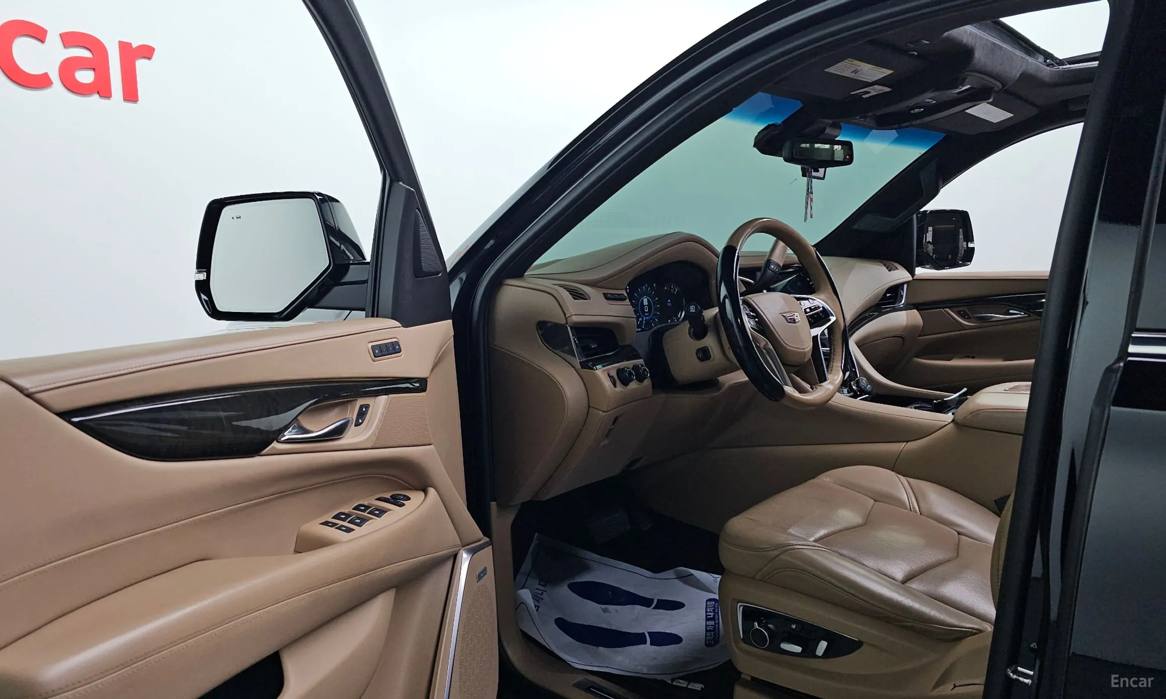 Cadillac Escalade превью 10
