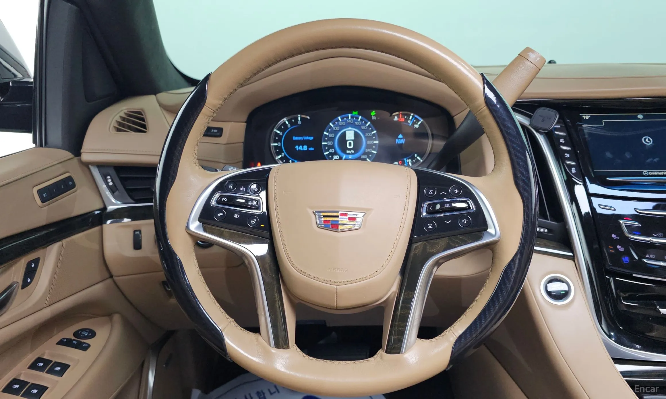 Cadillac Escalade превью 14