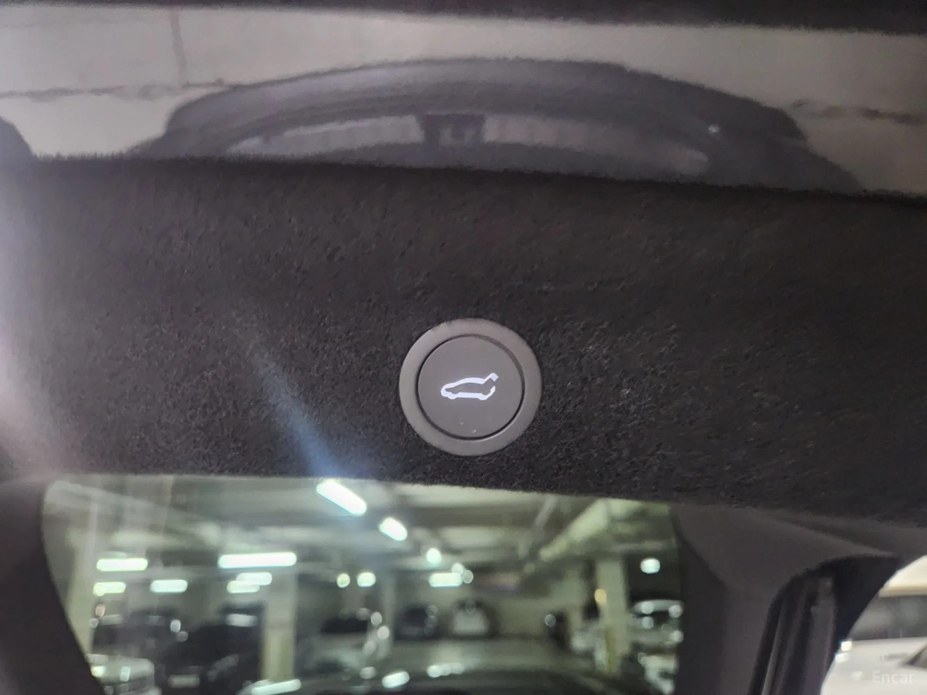 Tesla Model Y превью 17