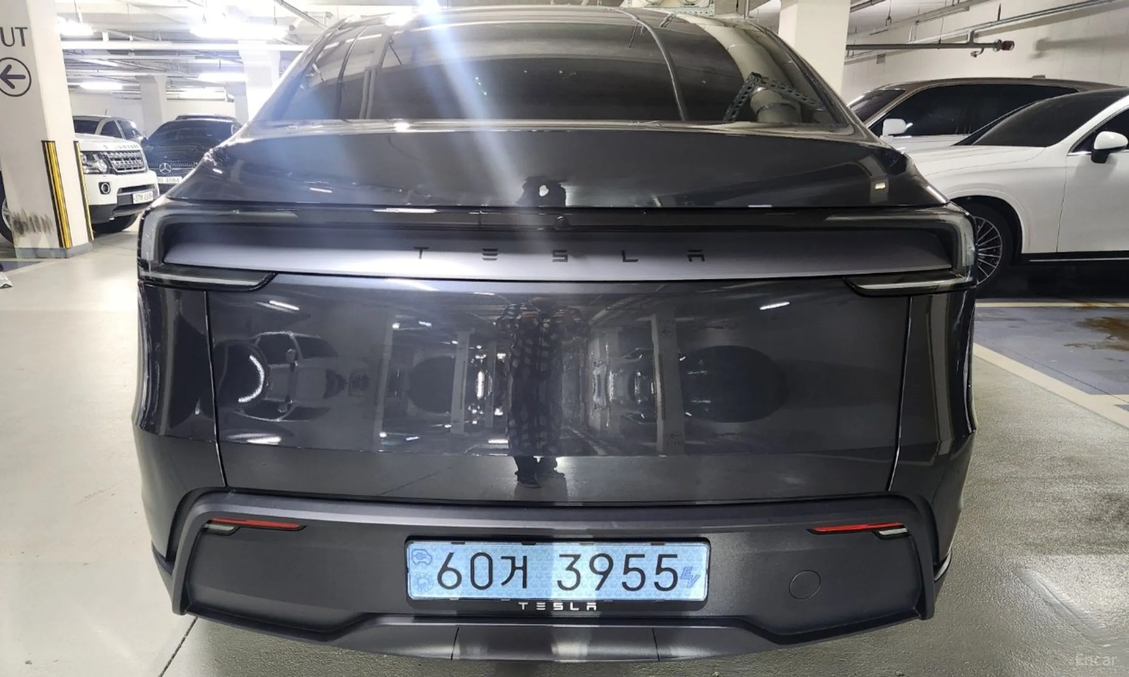 Tesla Model Y превью 6