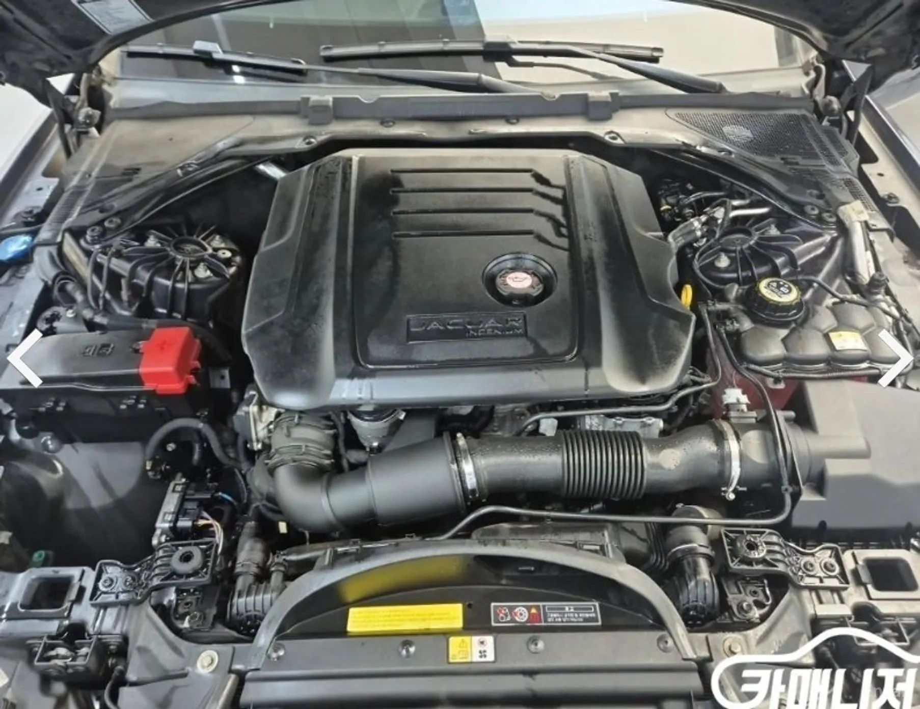 Jaguar XF (x260) превью 5