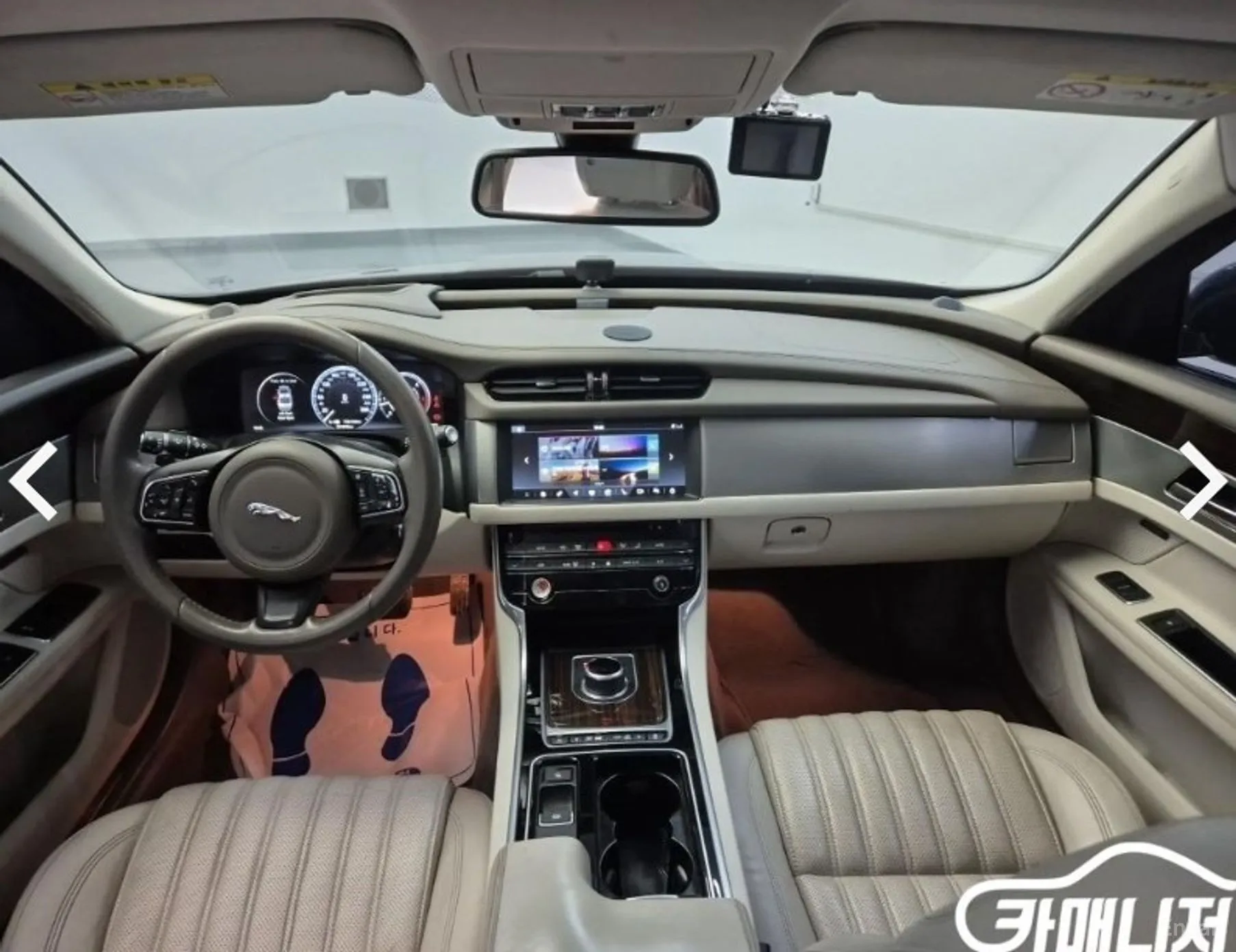 Jaguar XF (x260) превью 7