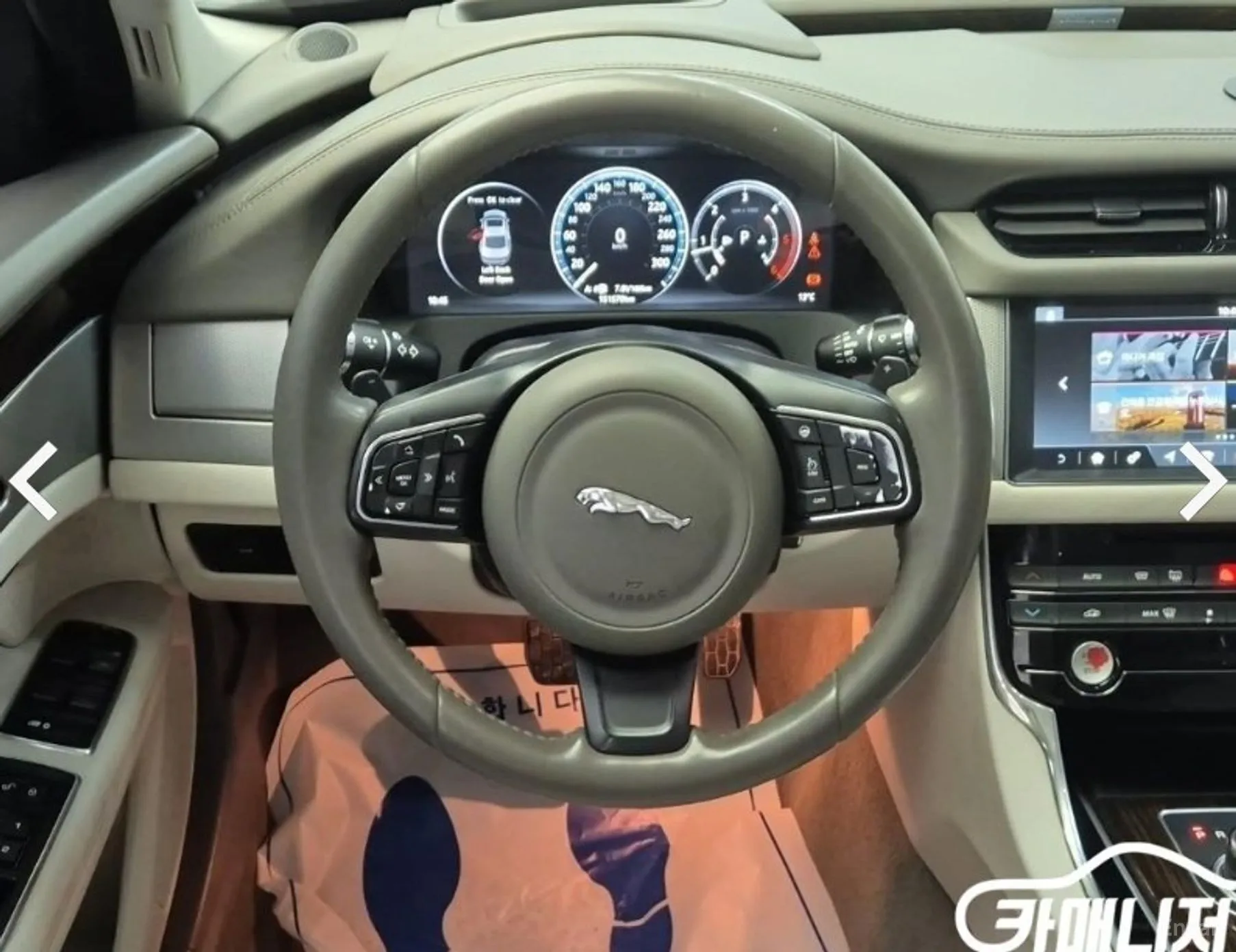 Jaguar XF (x260) превью 9