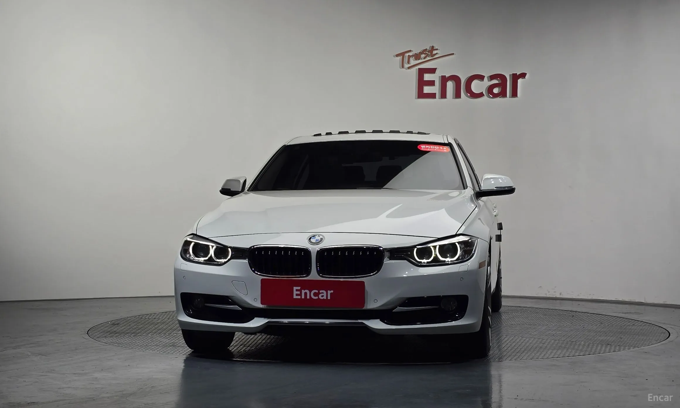 BMW 3 Series (F30) превью 3