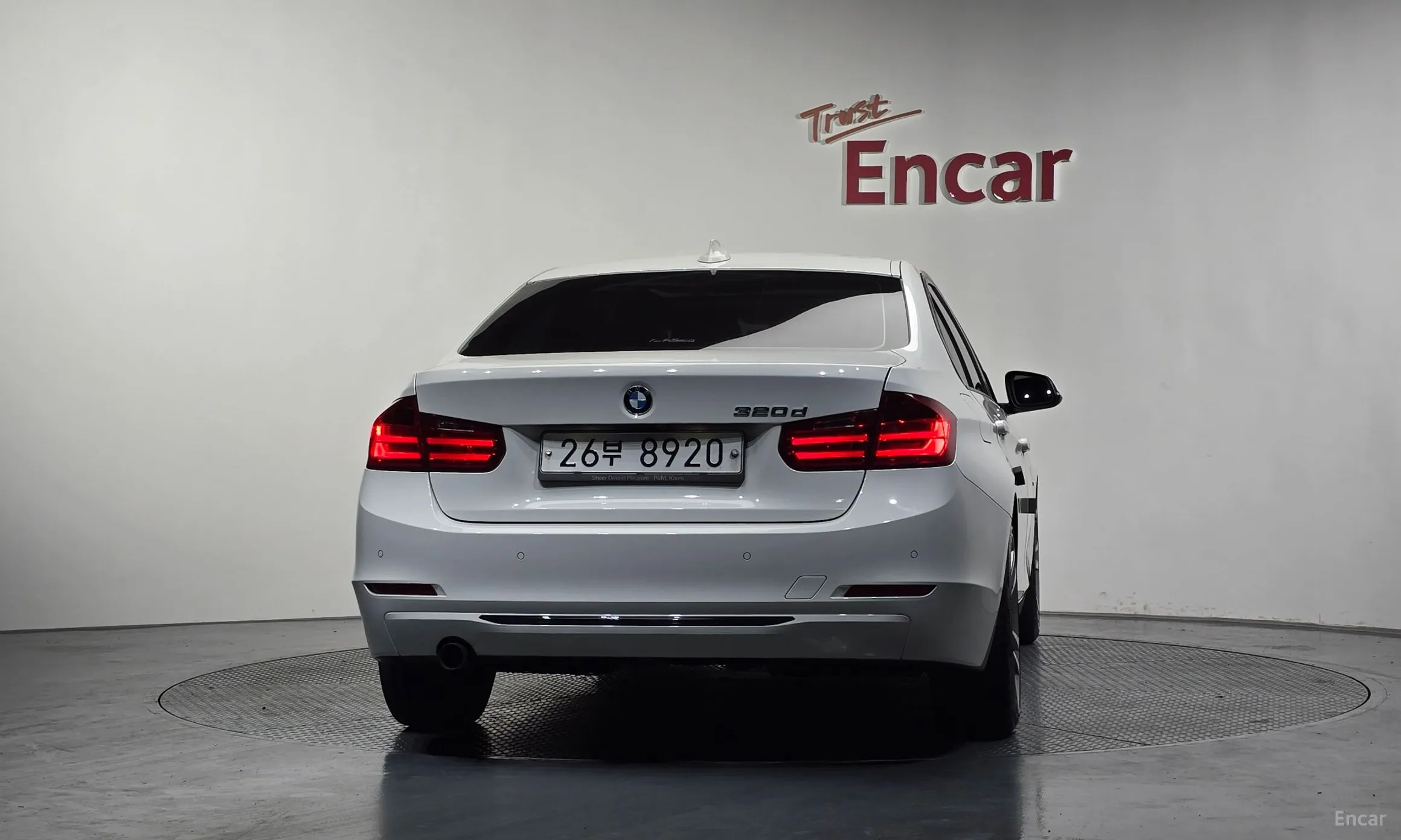 BMW 3 Series (F30) превью 4