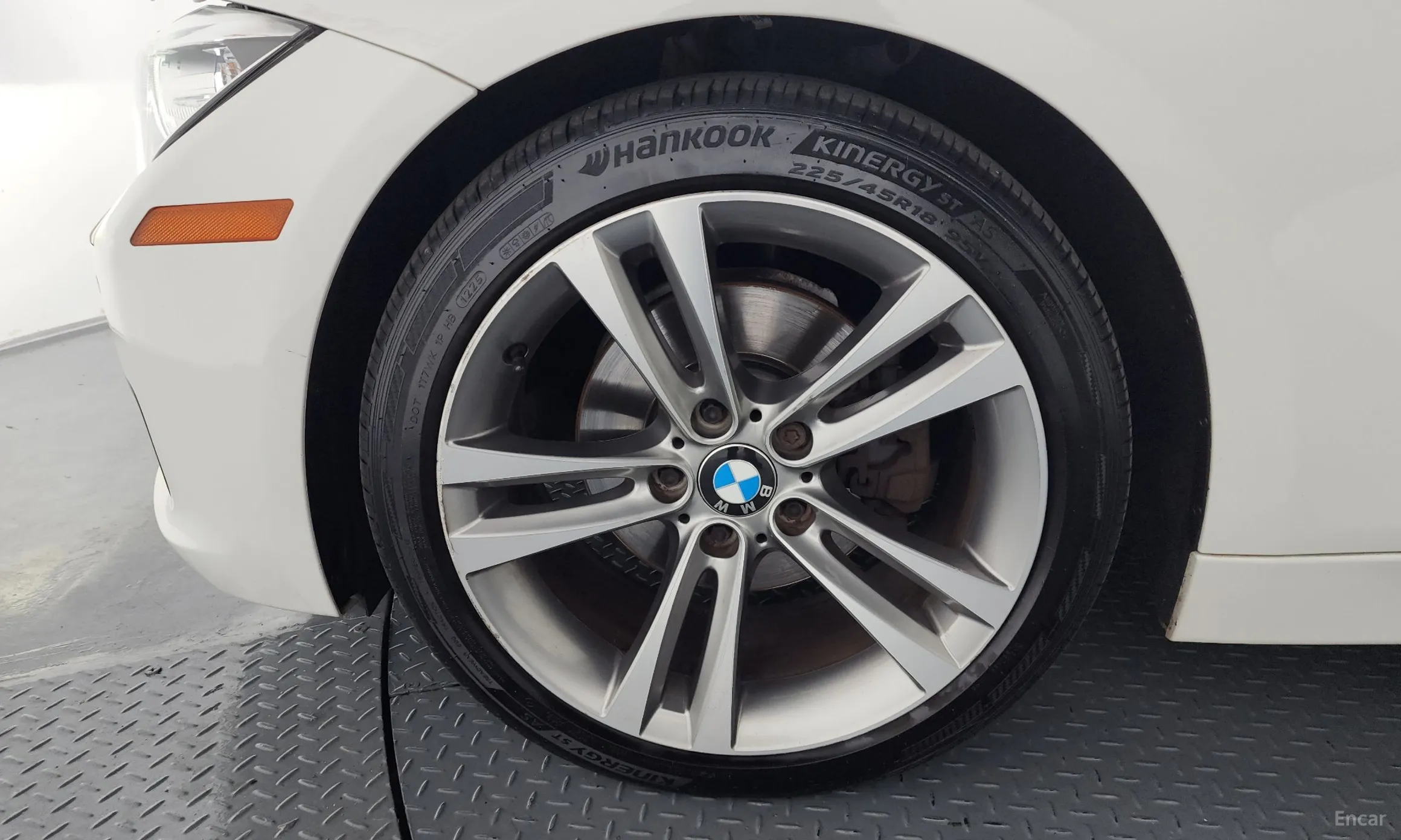 BMW 3 Series (F30) превью 5