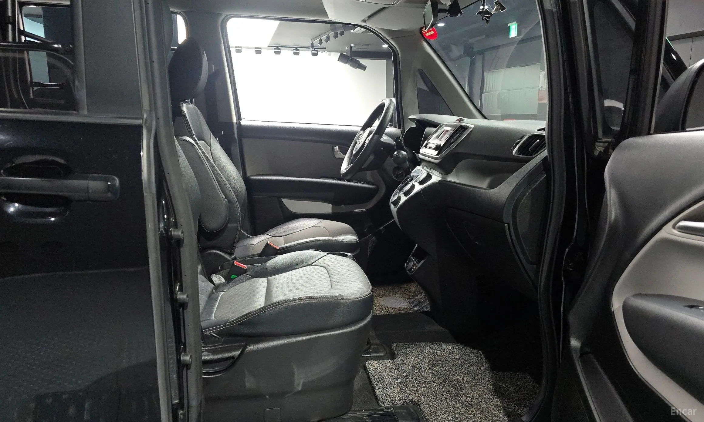 Kia Ray превью 11