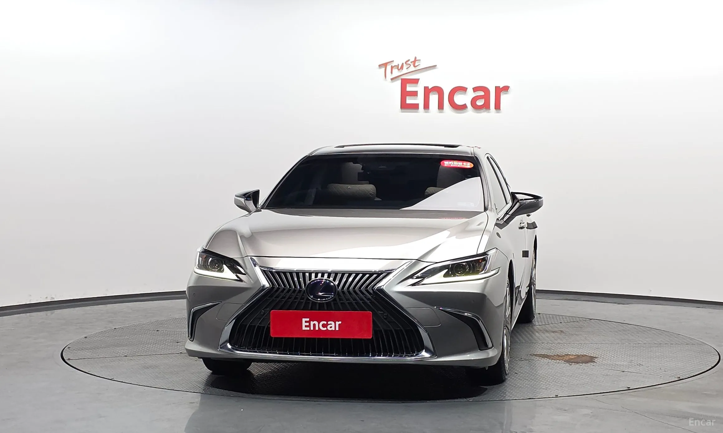 Lexus ES300h 7th Generation превью 3