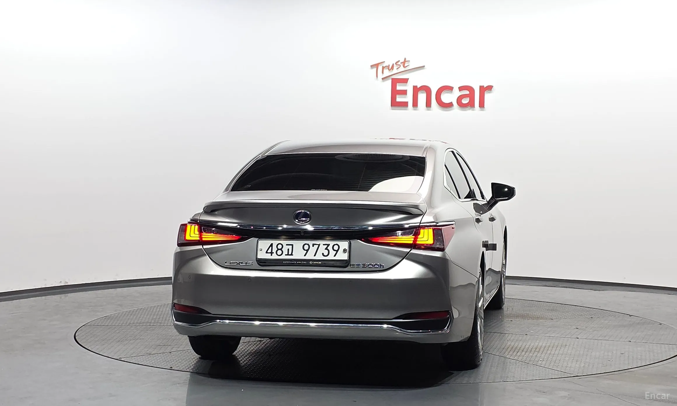 Lexus ES300h 7th Generation превью 4