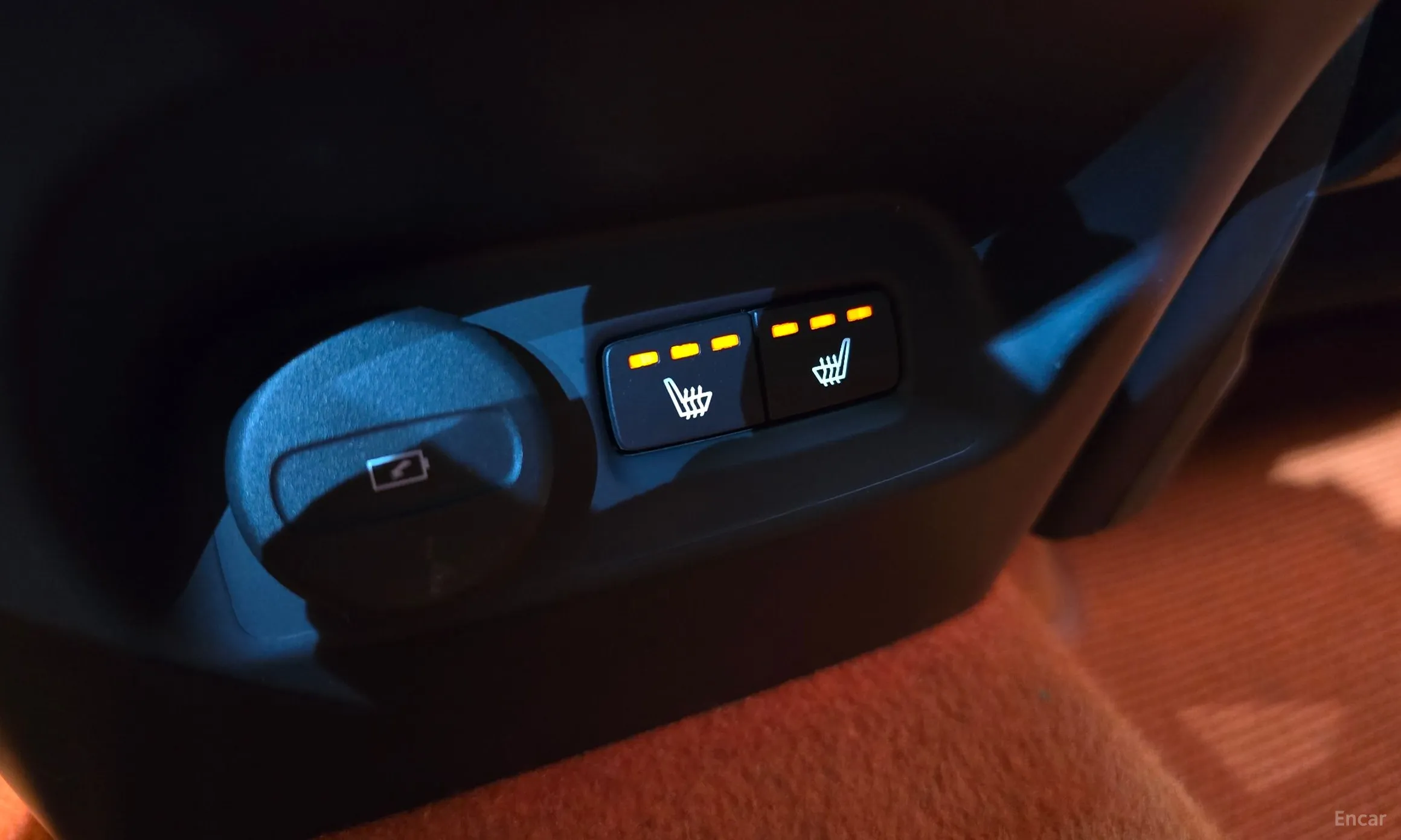 Volvo XC40 превью 19