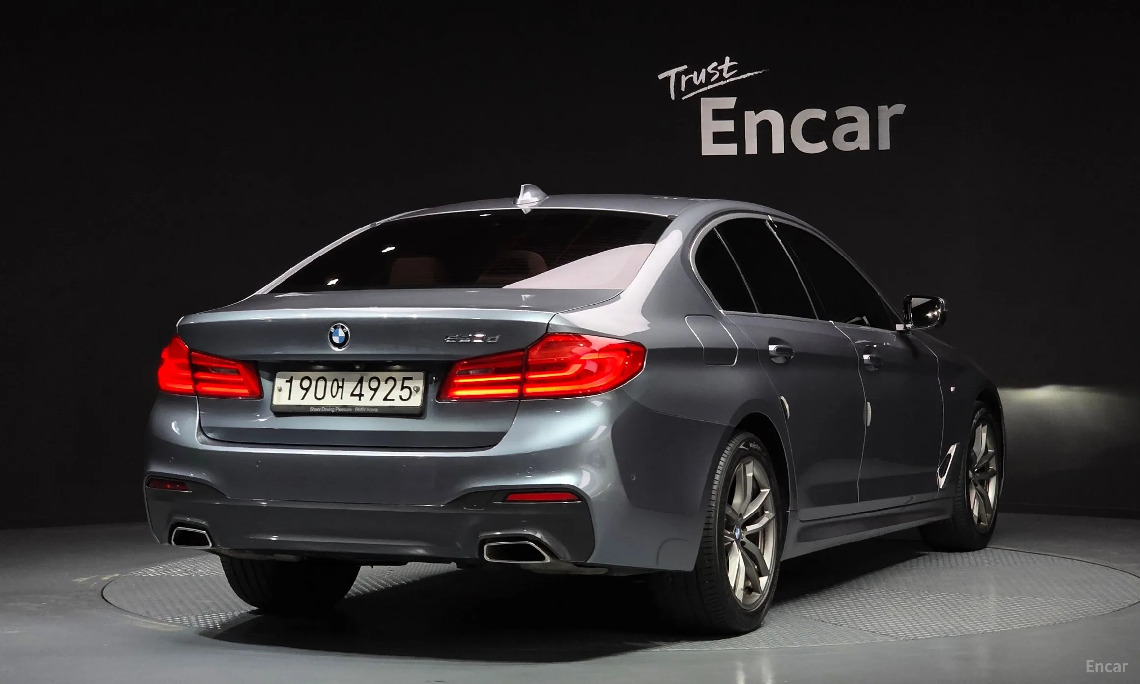 BMW 5 Series (G30)