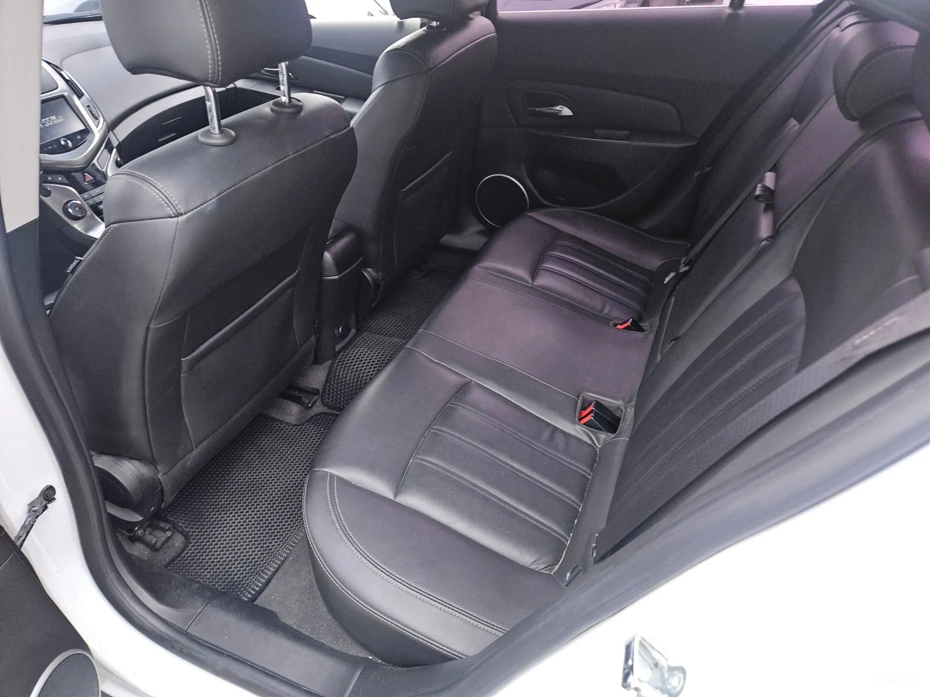 Chevrolet (GM Daewoo) Cruze превью 5