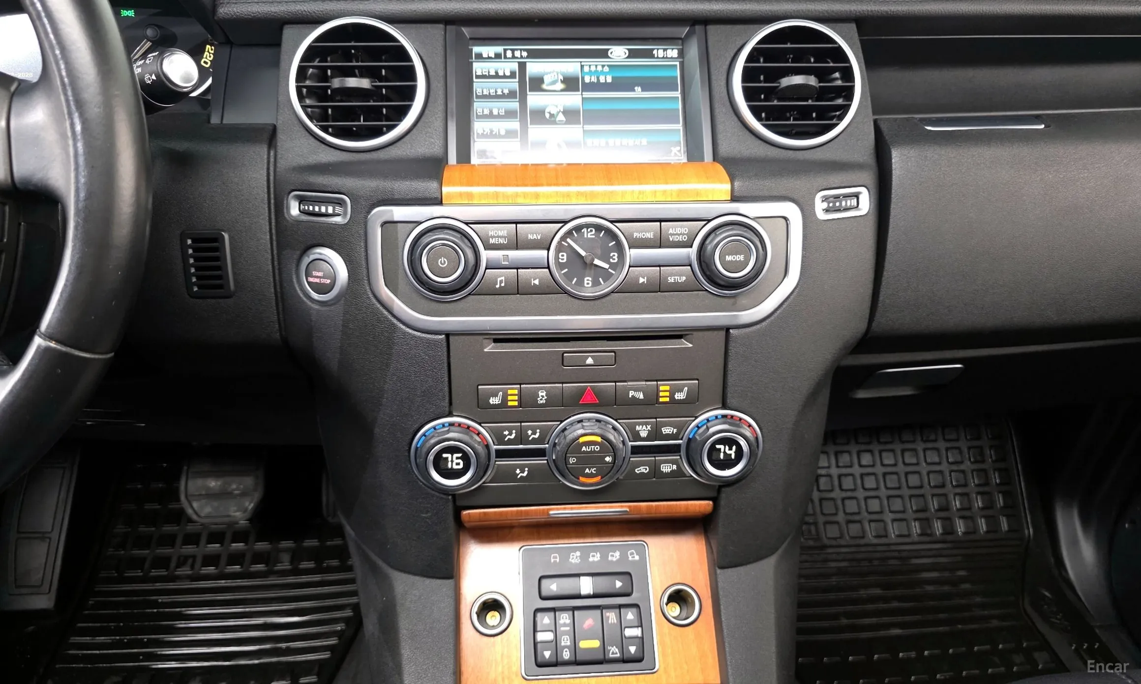 Land Rover Discovery 4 превью 15