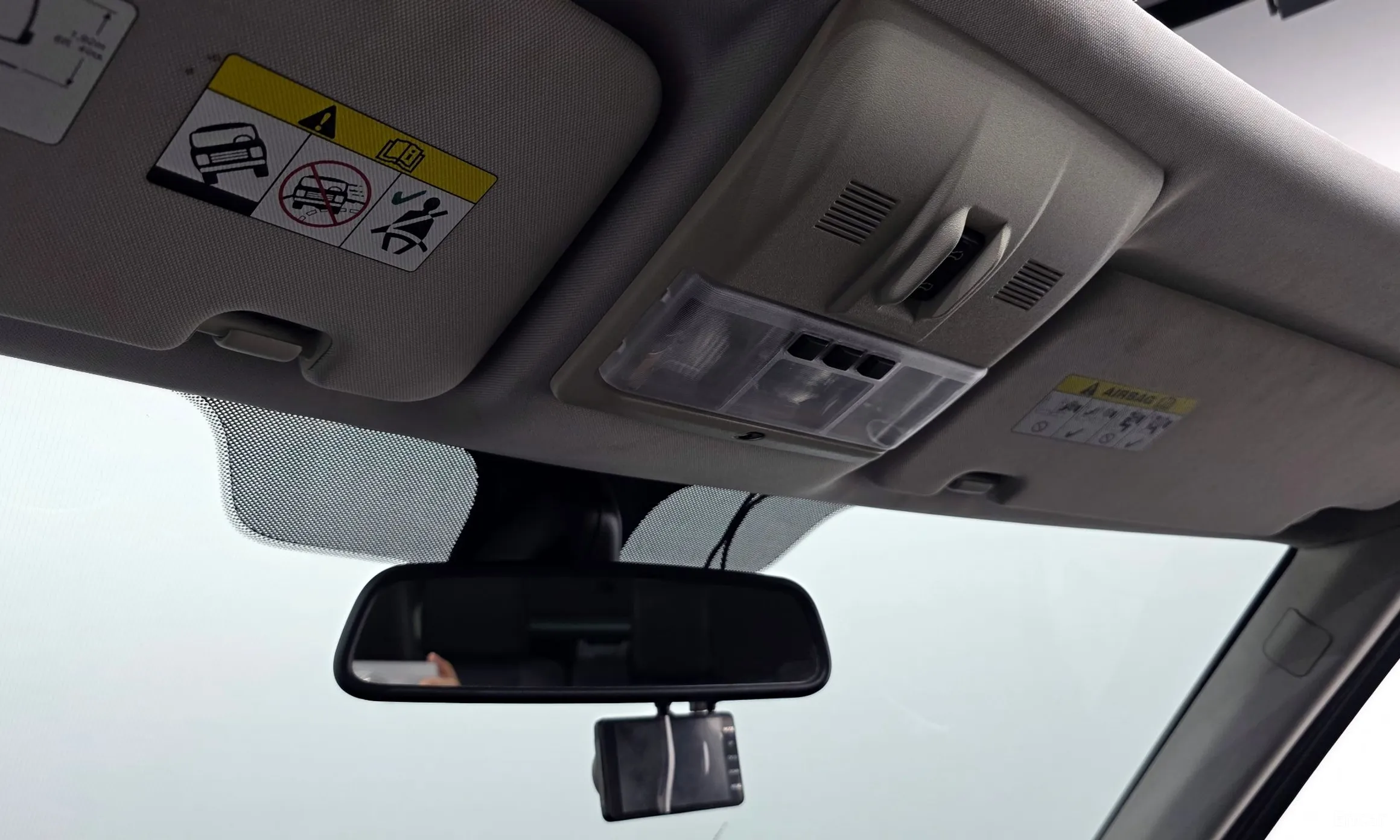 Land Rover Discovery 4 превью 17