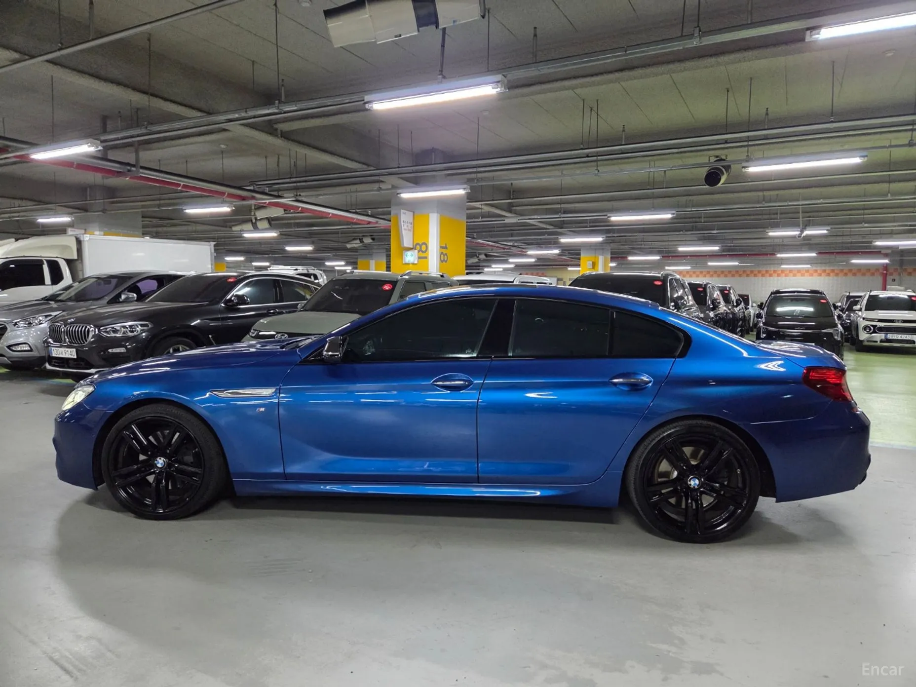 BMW 6 Series (F12) превью 15