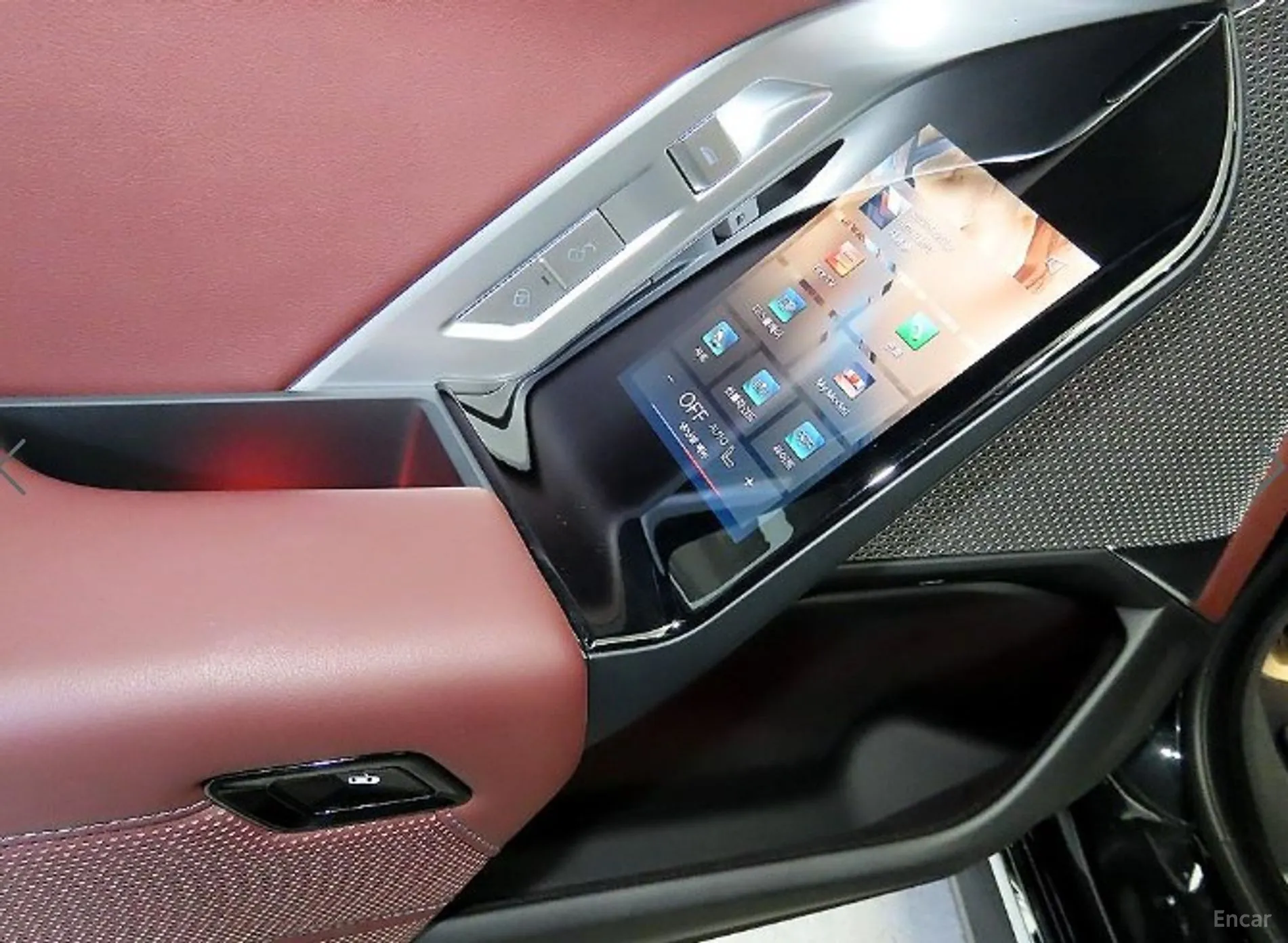 BMW 7 Series (G70) превью 14
