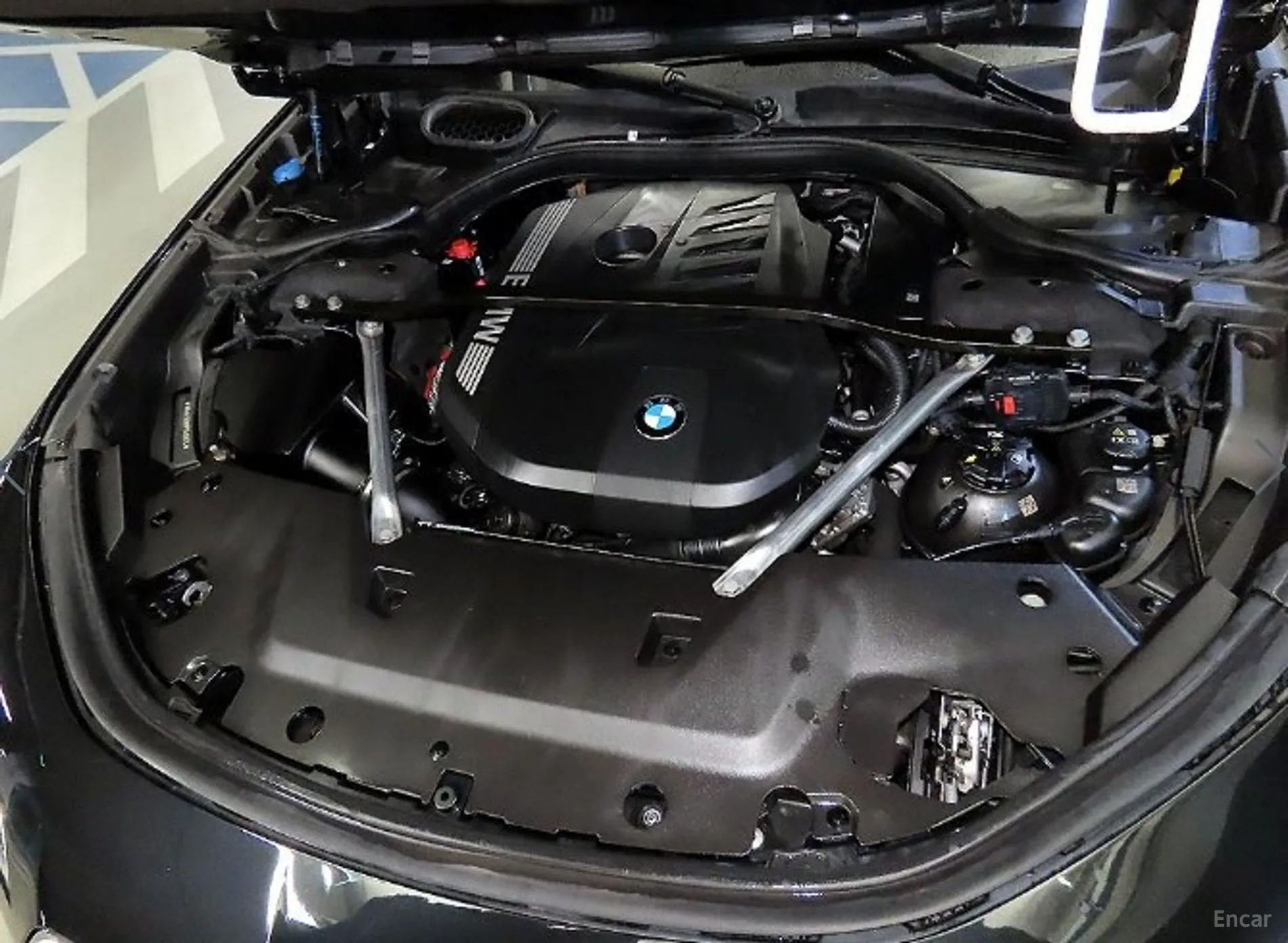 BMW 7 Series (G70) превью 19