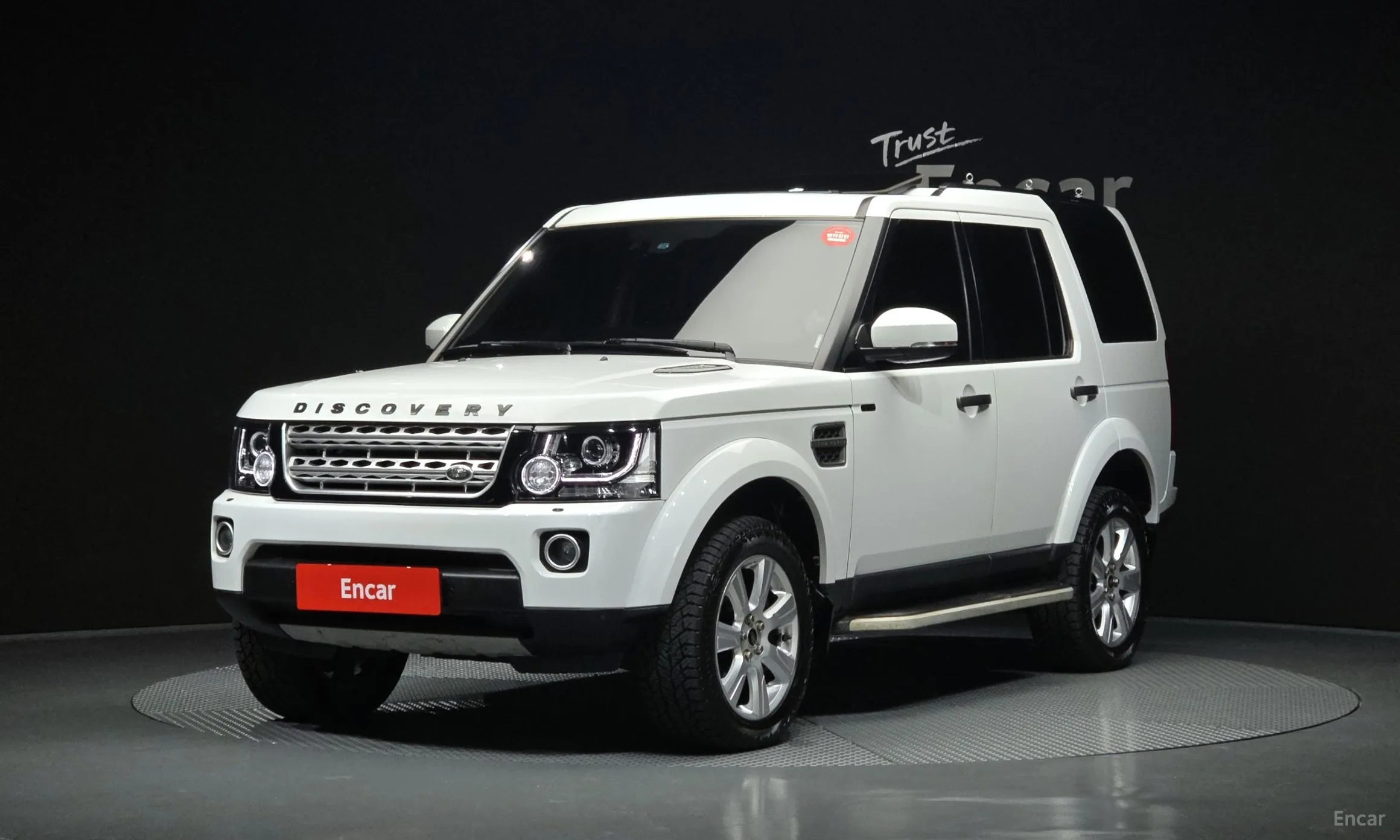 Land Rover Discovery 4