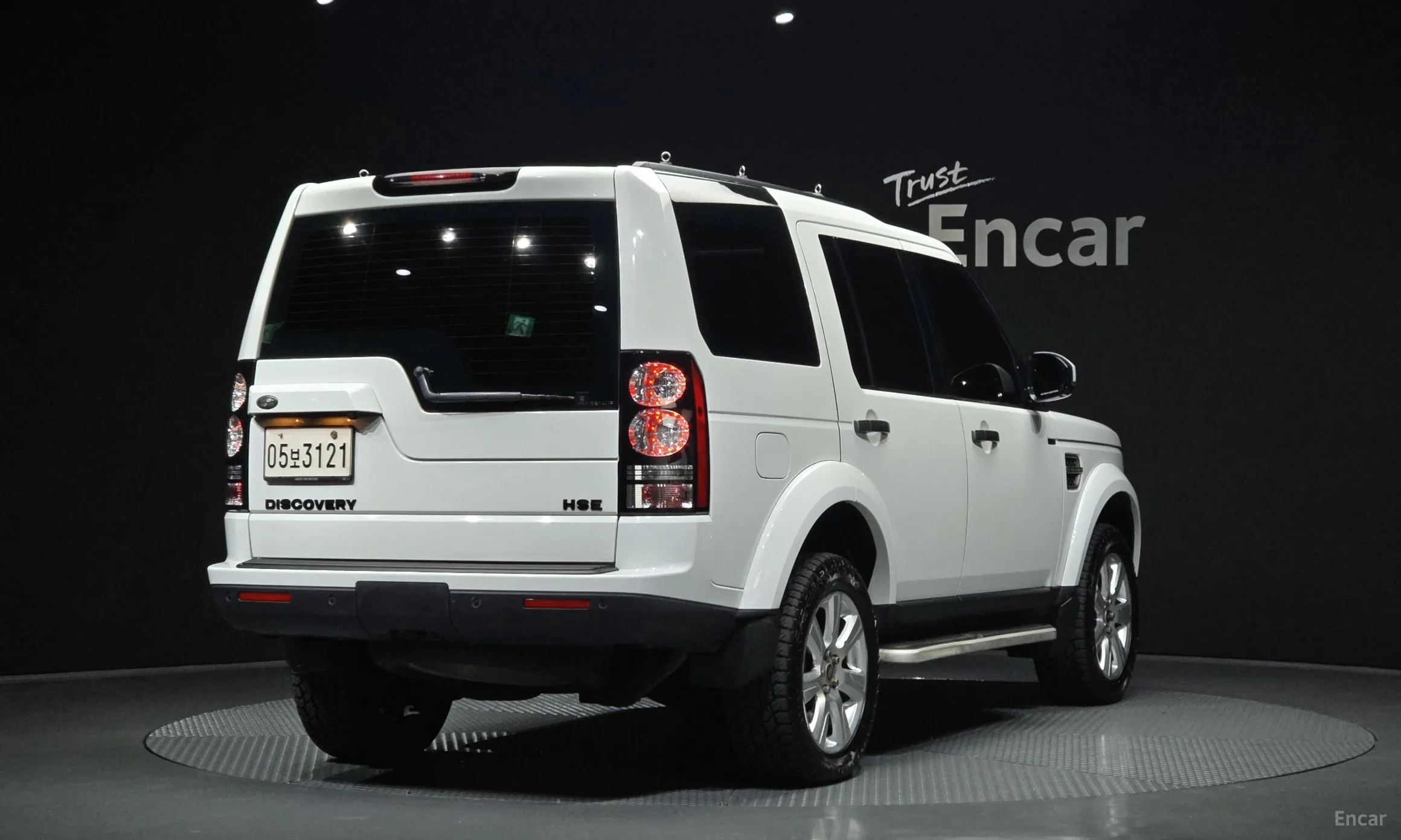 Land Rover Discovery 4