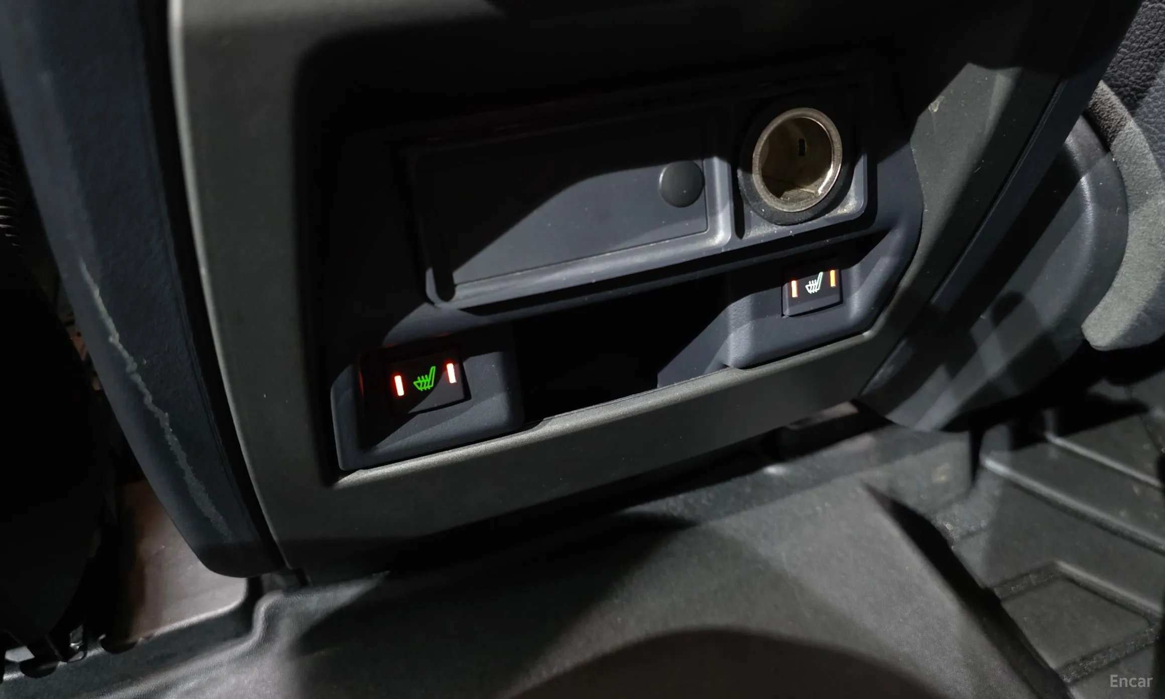 Land Rover Discovery 4 превью 18