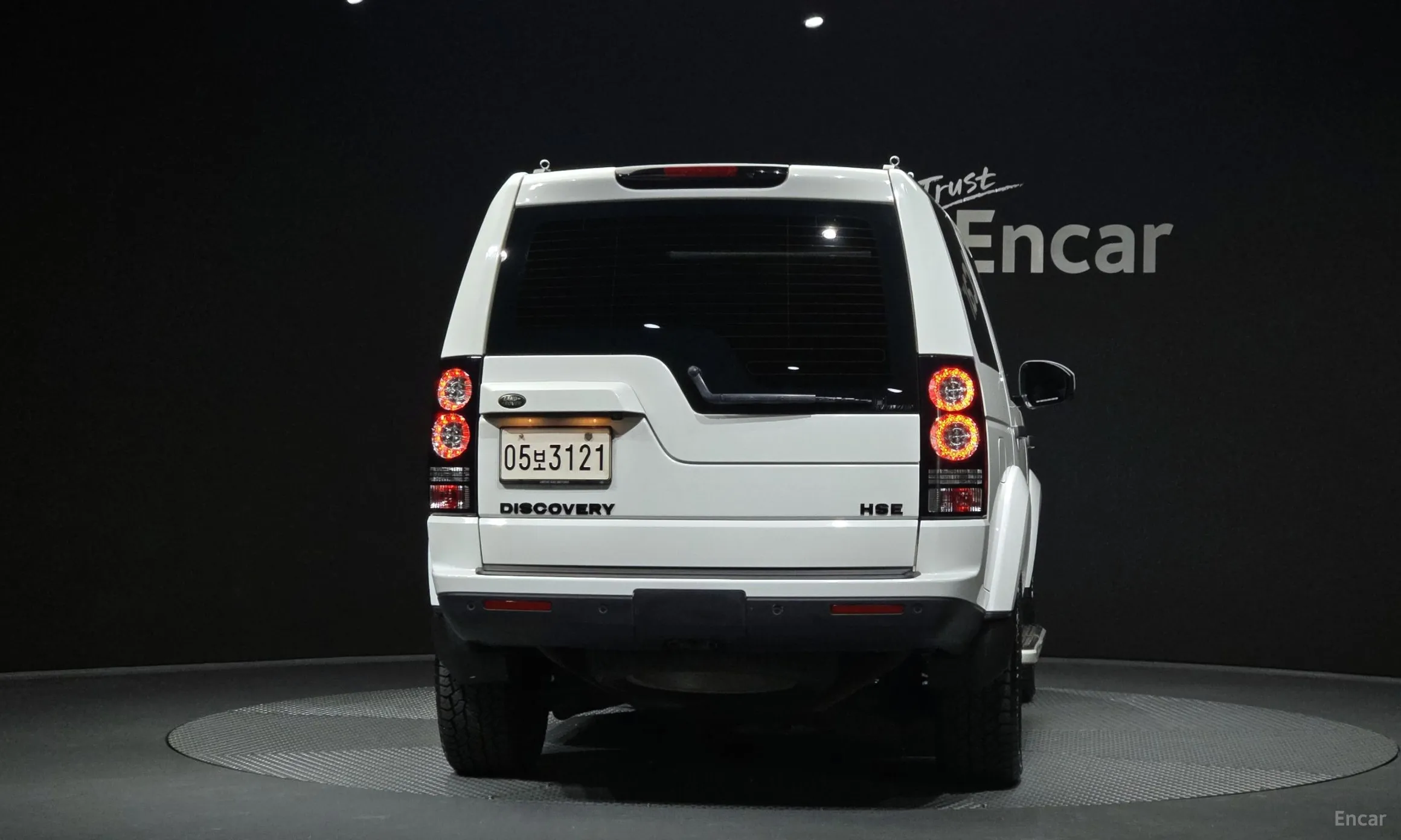 Land Rover Discovery 4 превью 4