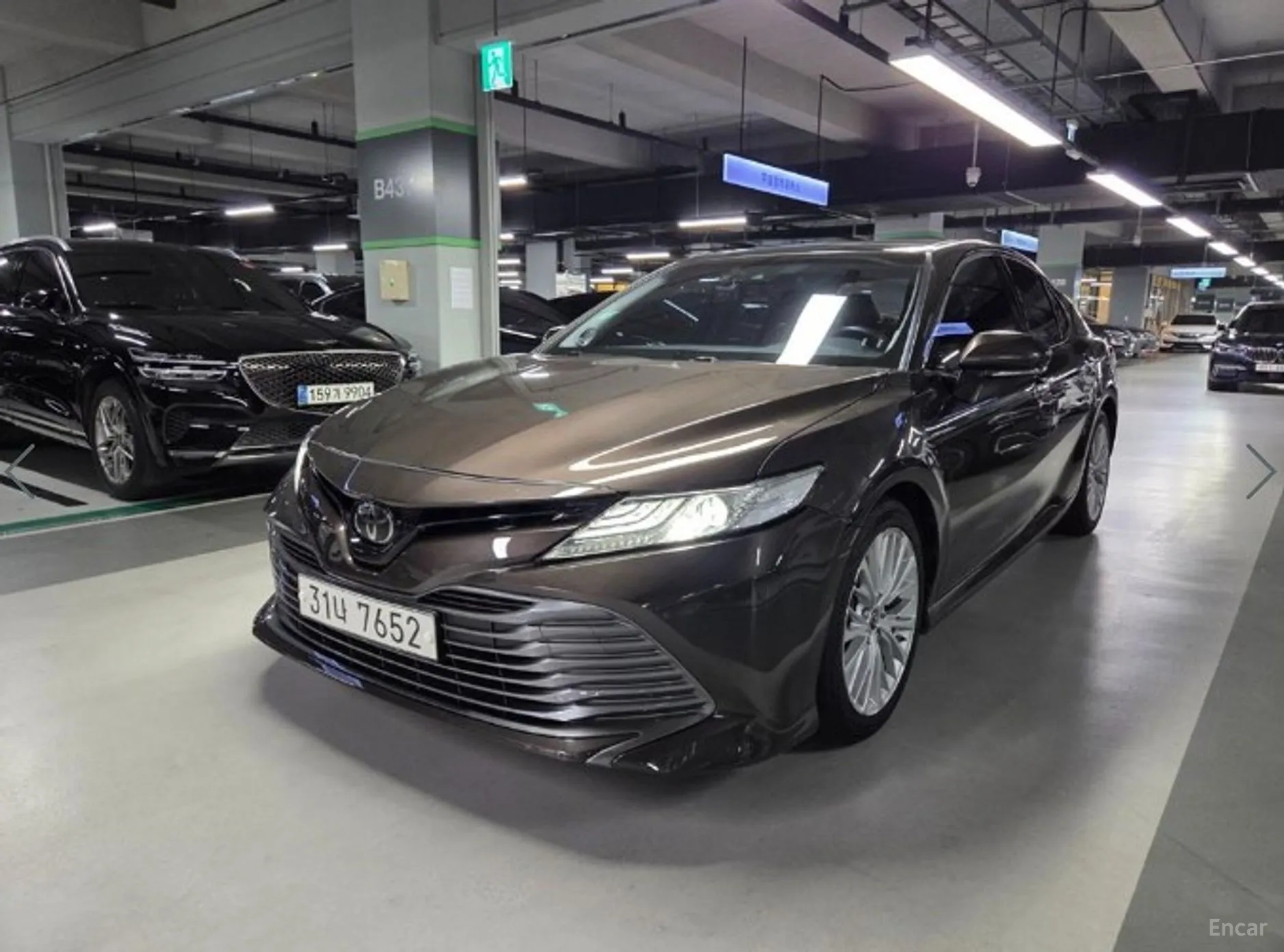 Camry (XV70)