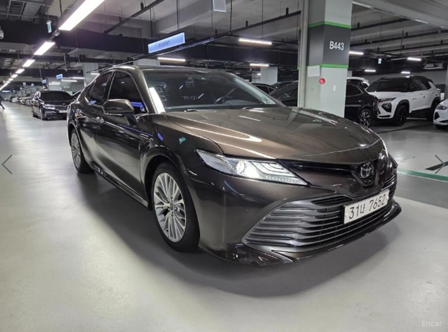Toyota Camry (XV70) превью 11