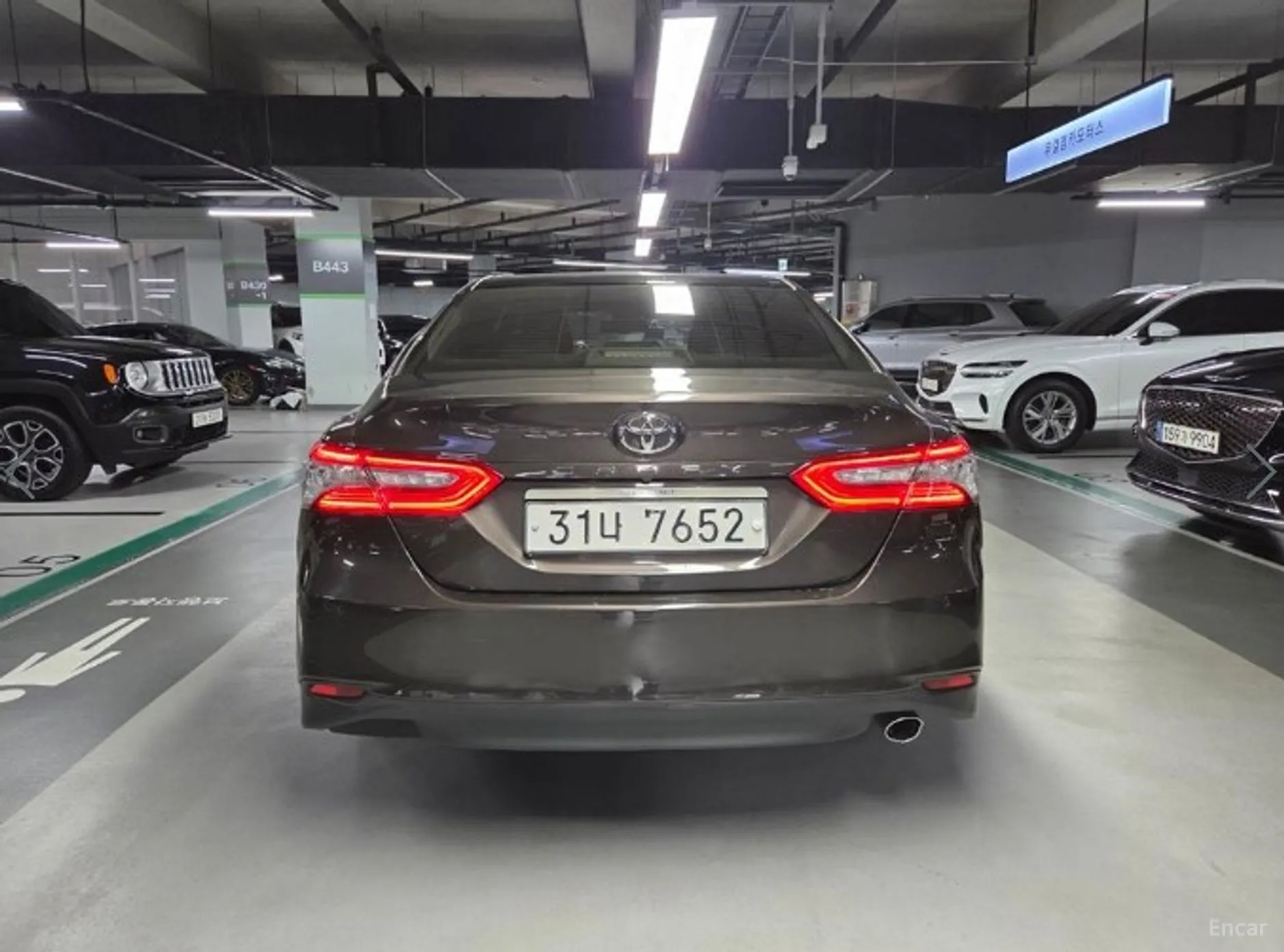 Toyota Camry (XV70) превью 13