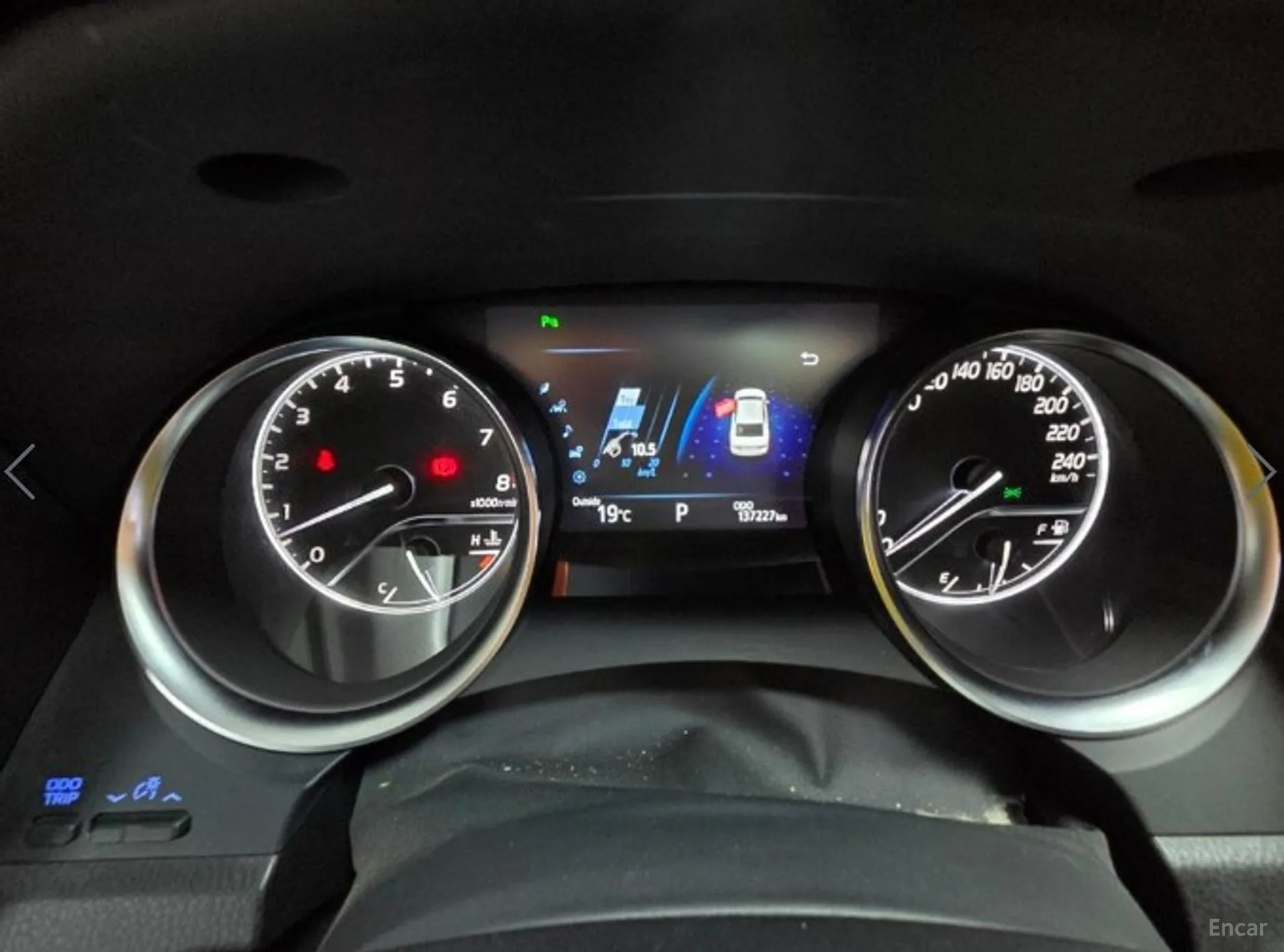 Toyota Camry (XV70) превью 8