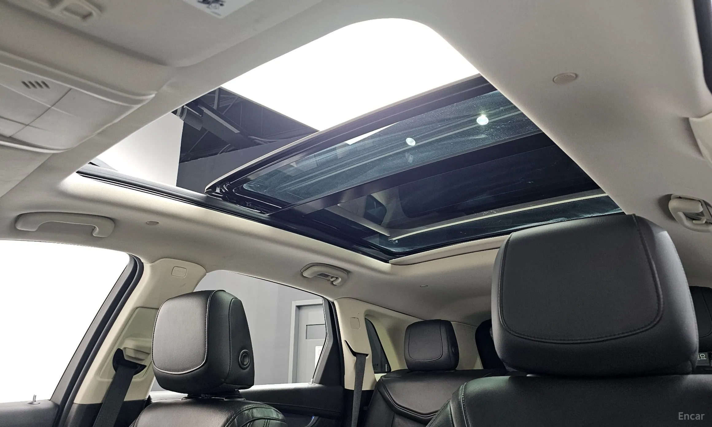 Cadillac XT5 превью 19