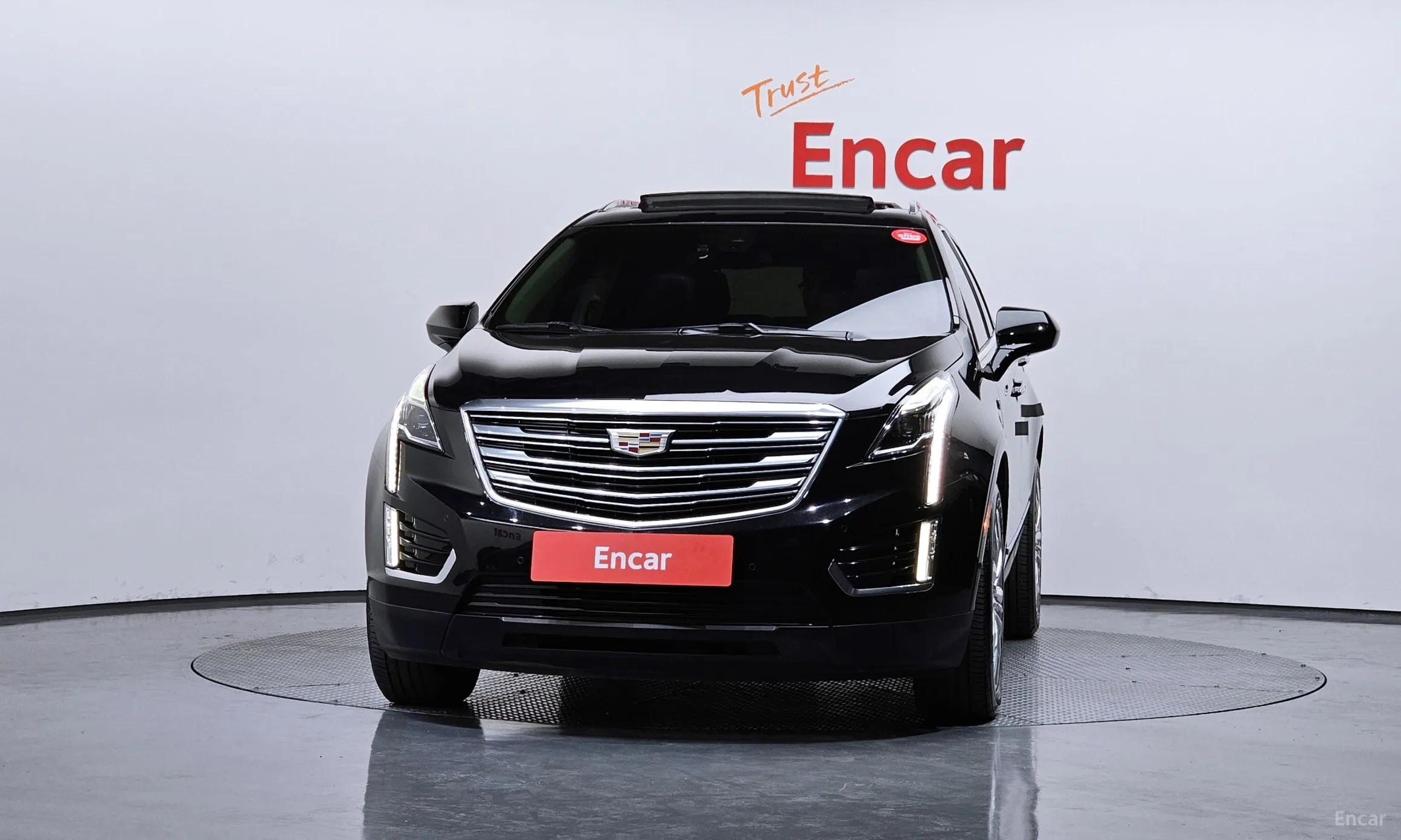Cadillac XT5 превью 3
