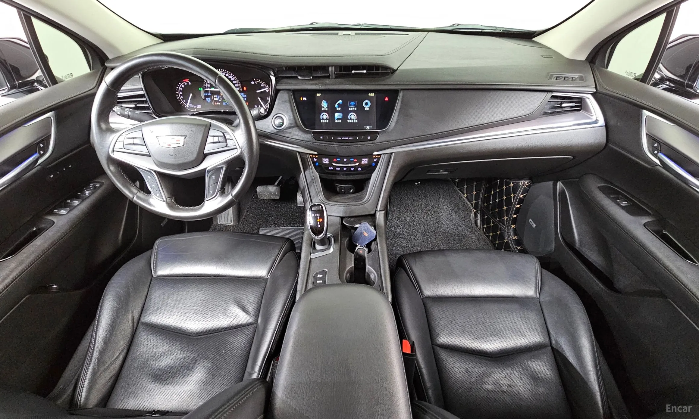 Cadillac XT5 превью 7