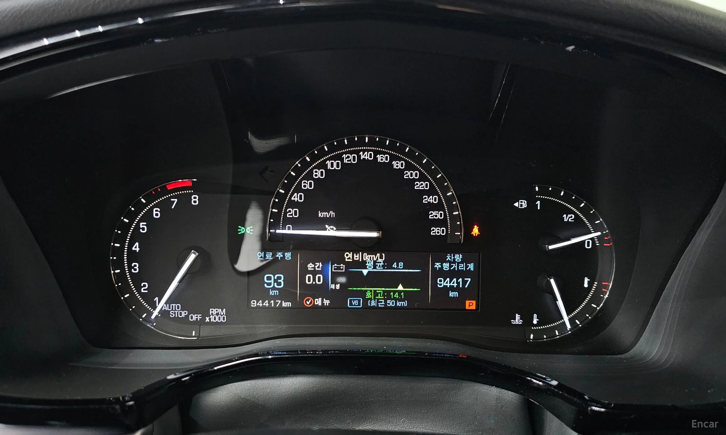 Cadillac XT5 превью 8