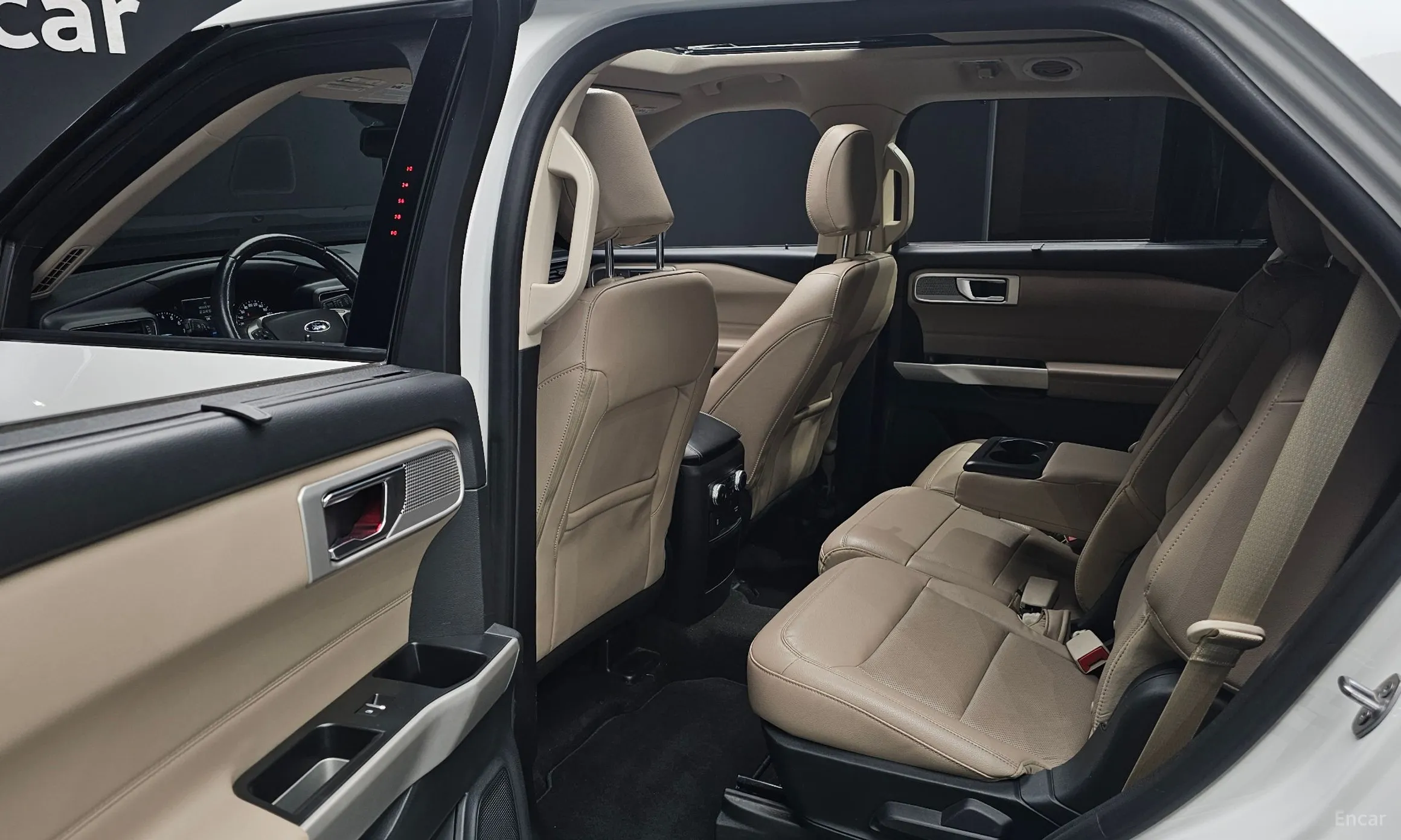 Ford Explorer 6th Generation превью 12