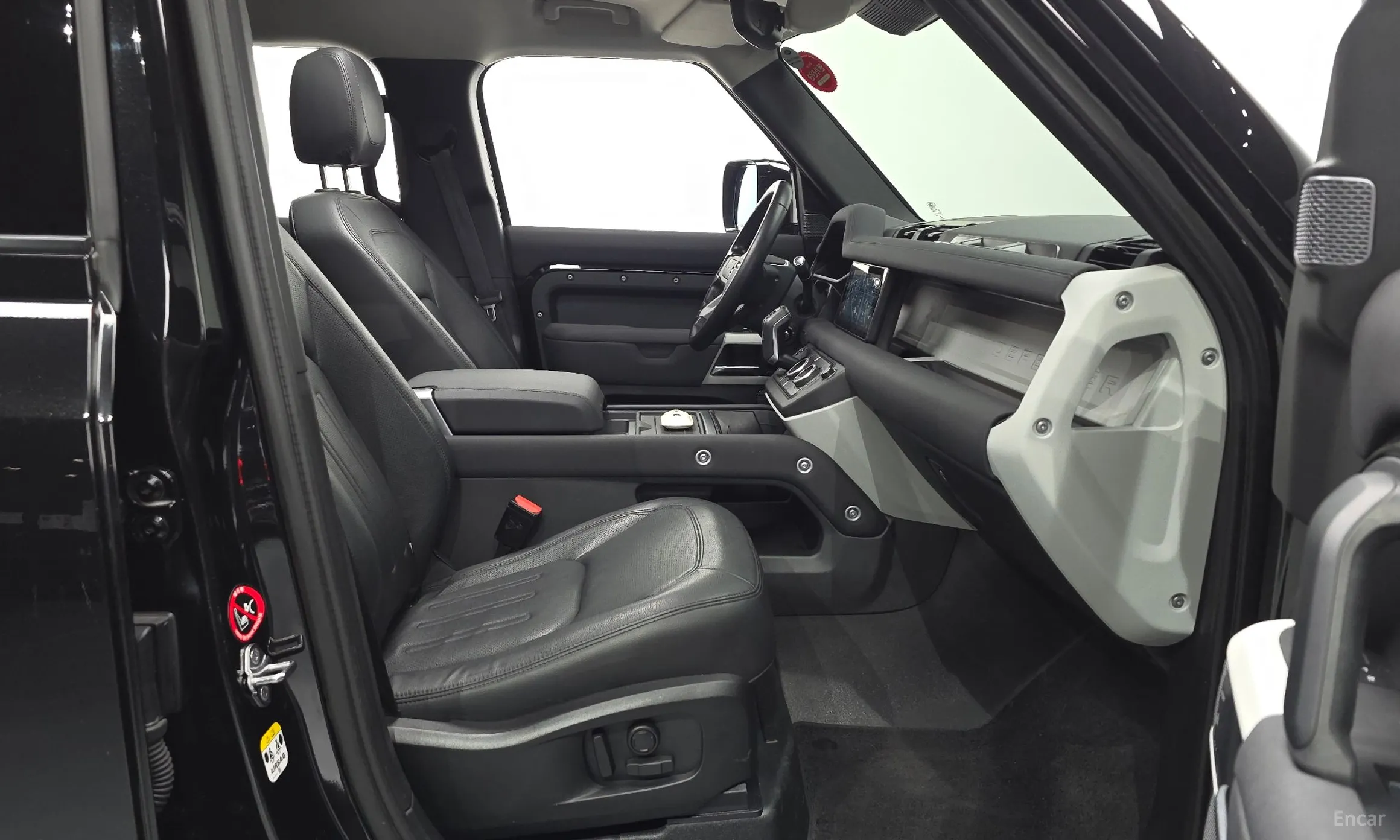 Land Rover Defender (L663) превью 10