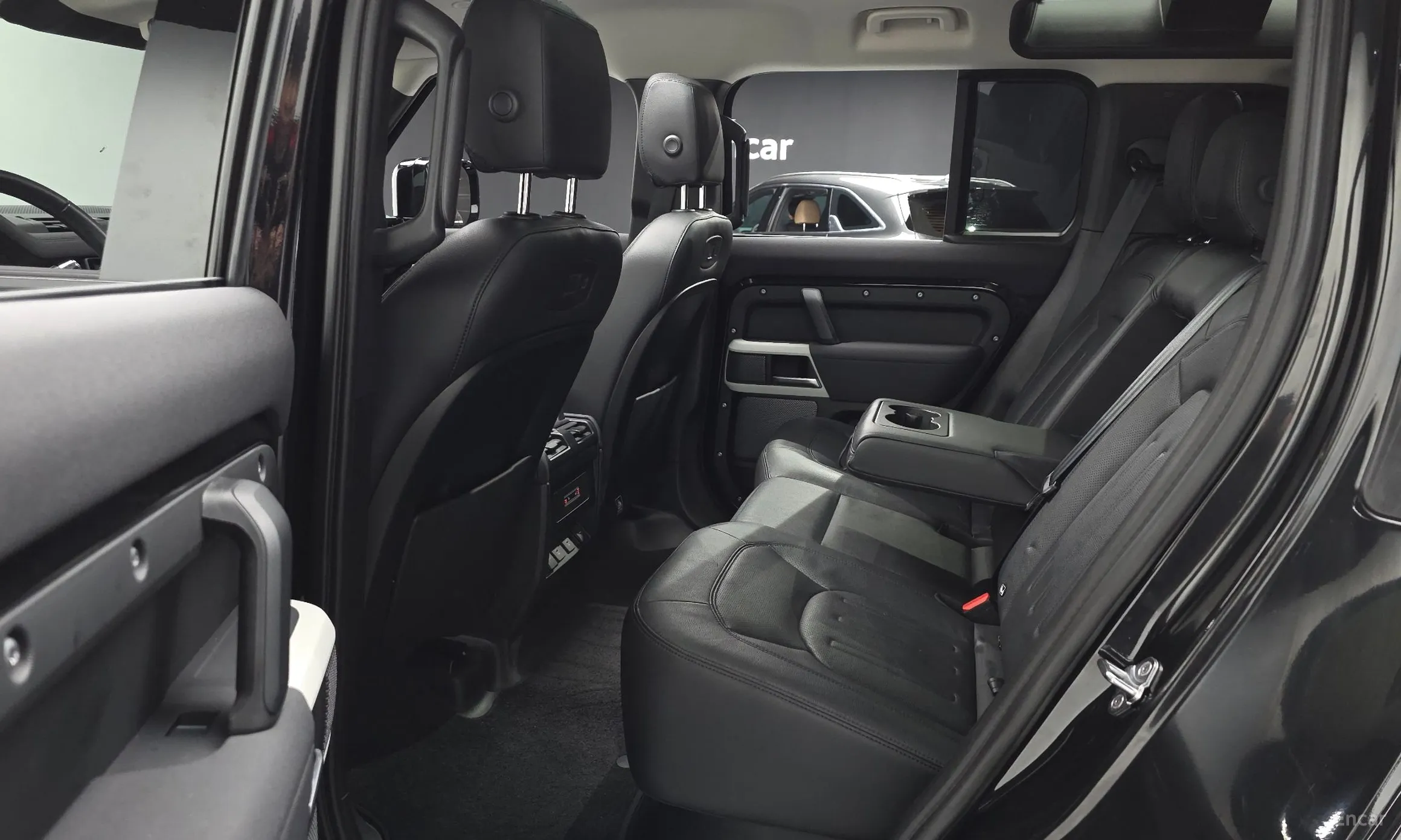 Land Rover Defender (L663) превью 12
