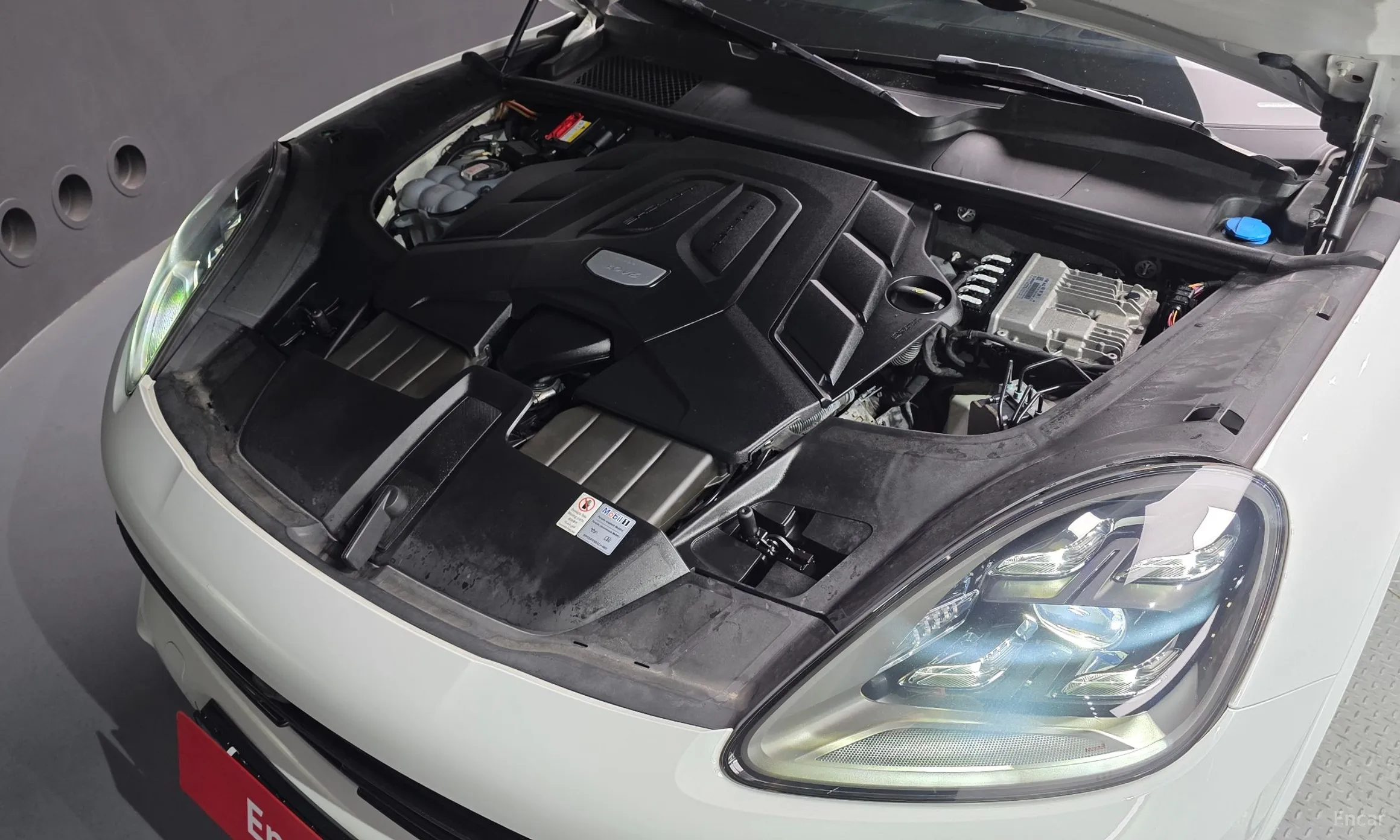 Porsche Cayenne (PO536) превью 6