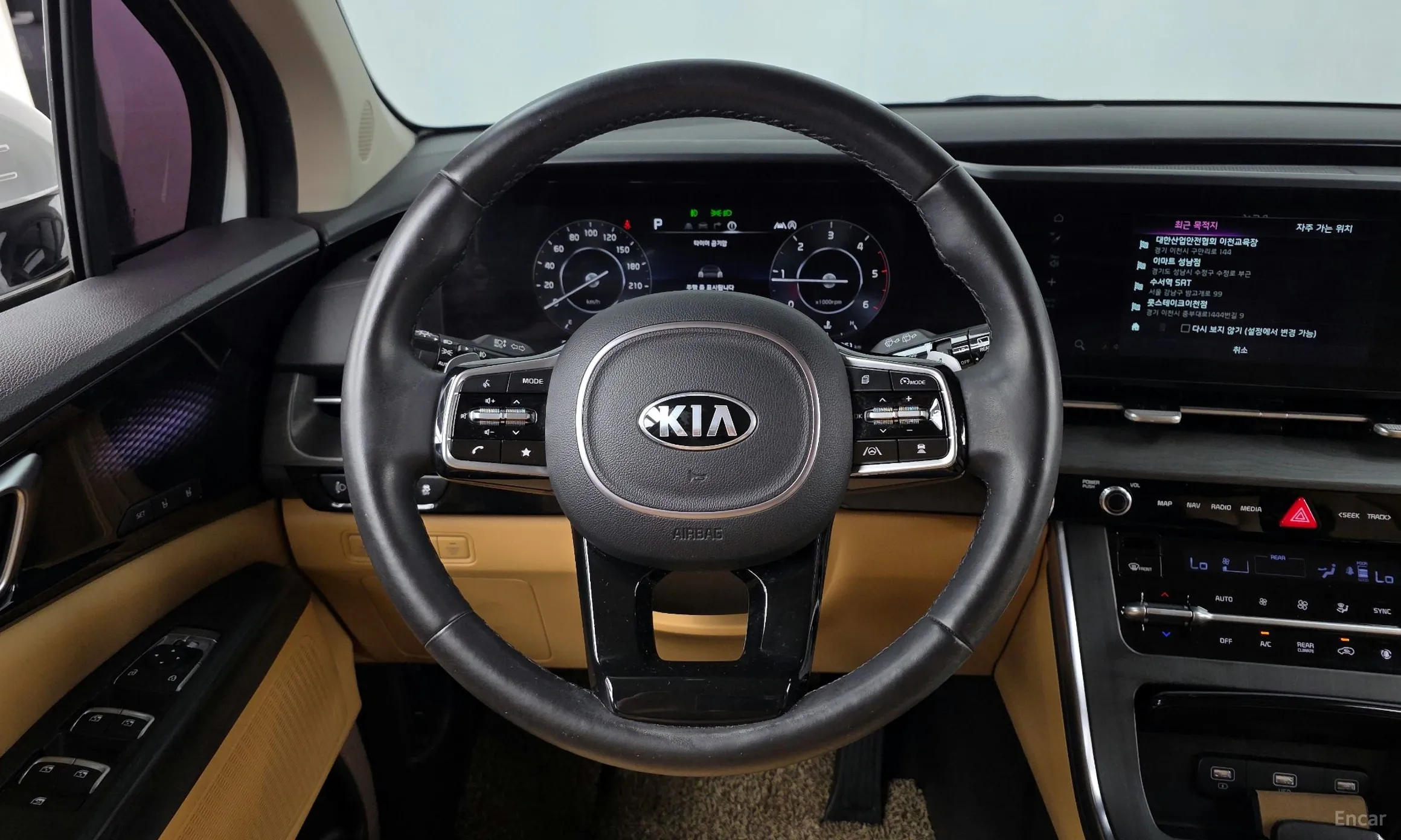 Kia Carnival Gen 4 превью 13