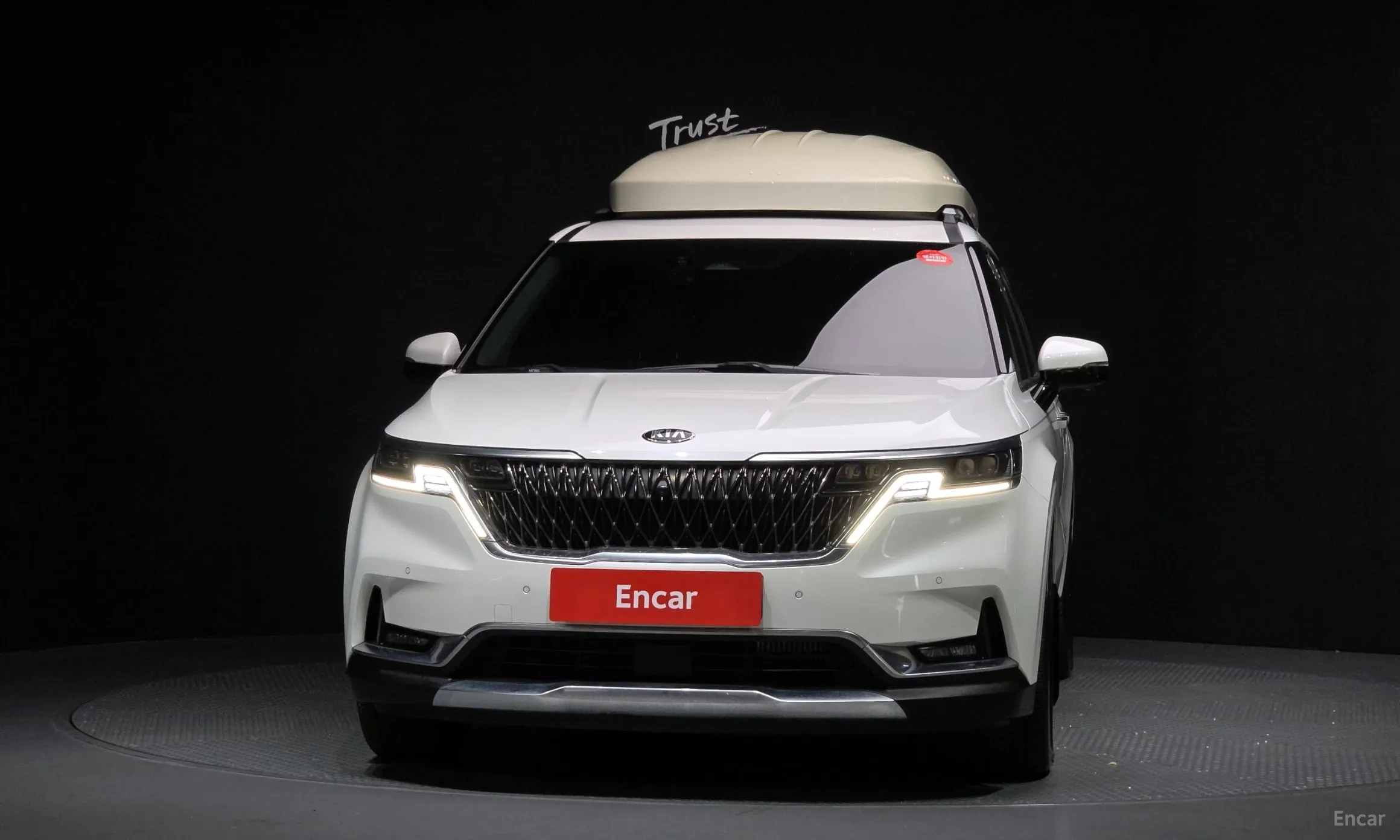 Kia Carnival Gen 4 превью 3
