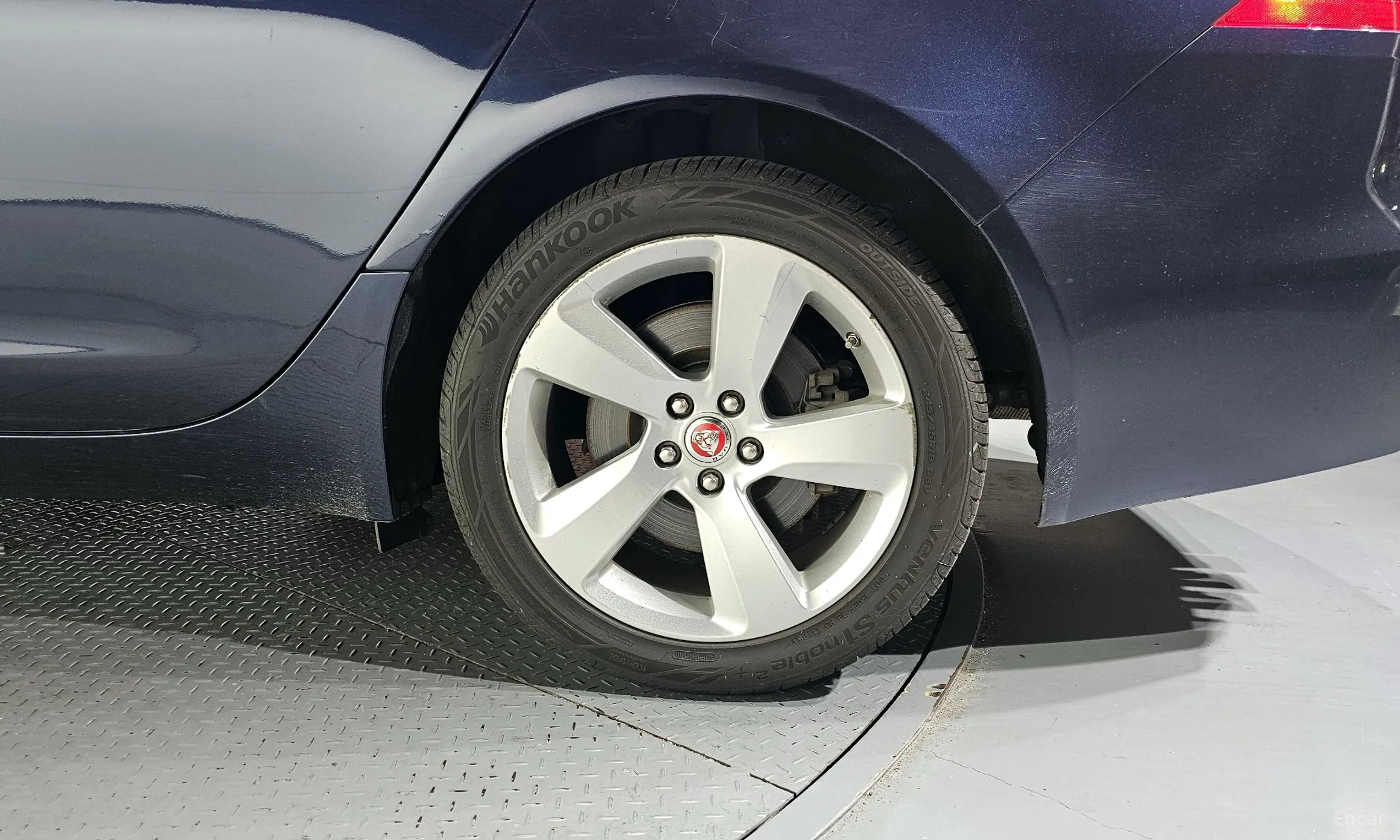 Jaguar XF (x260) превью 5